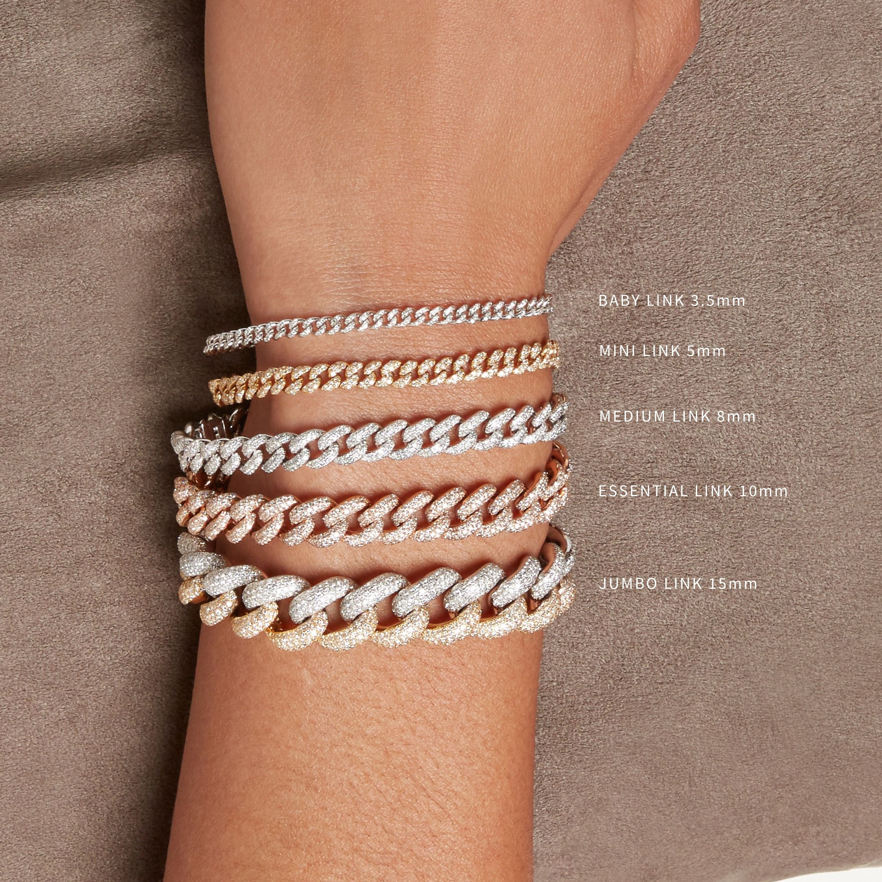 SHAY Ready to Ship Green Garnet Mini Link Bracelet, 0.05ct, 18k gold, detail view