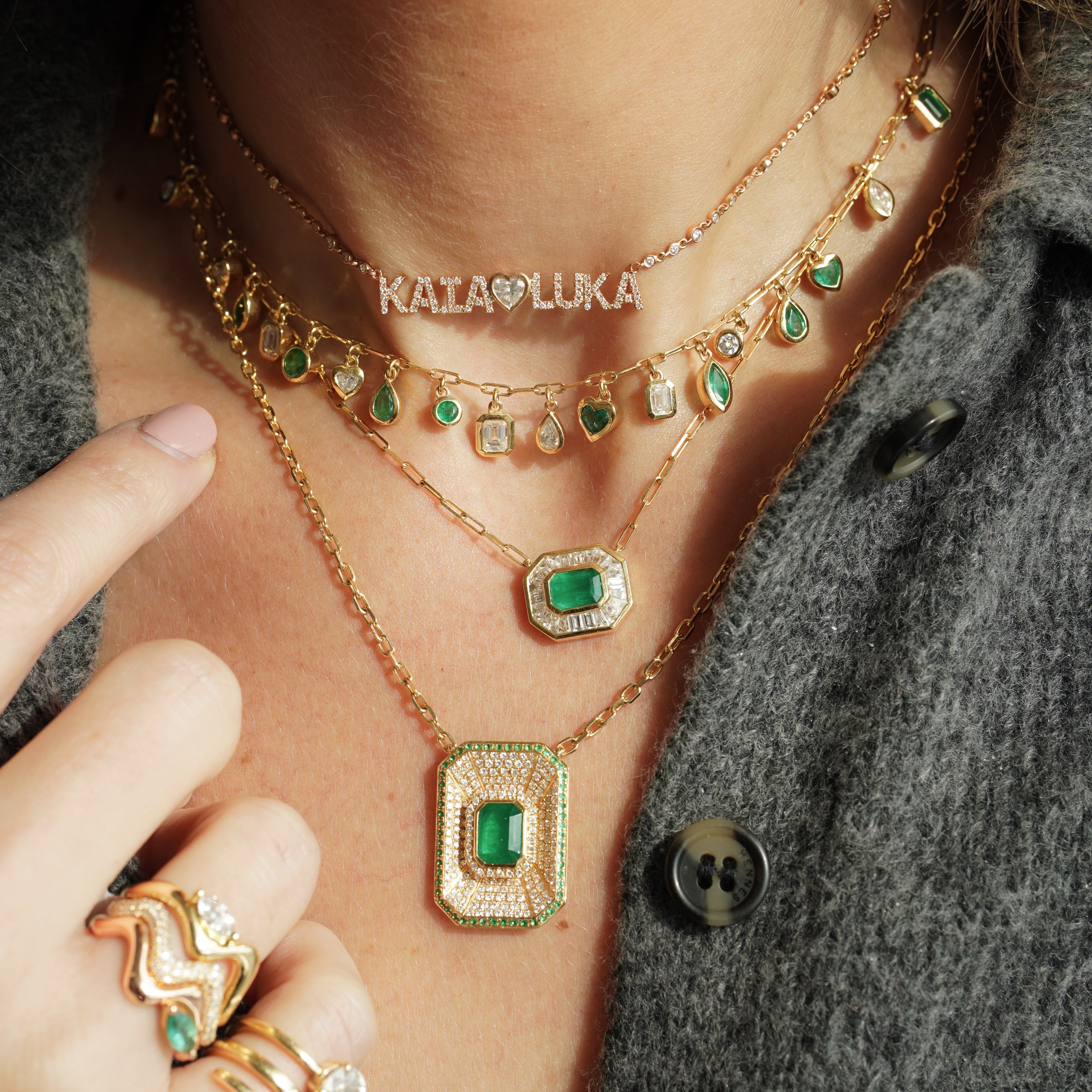 EMERALD & DIAMOND HALO NECKLACE