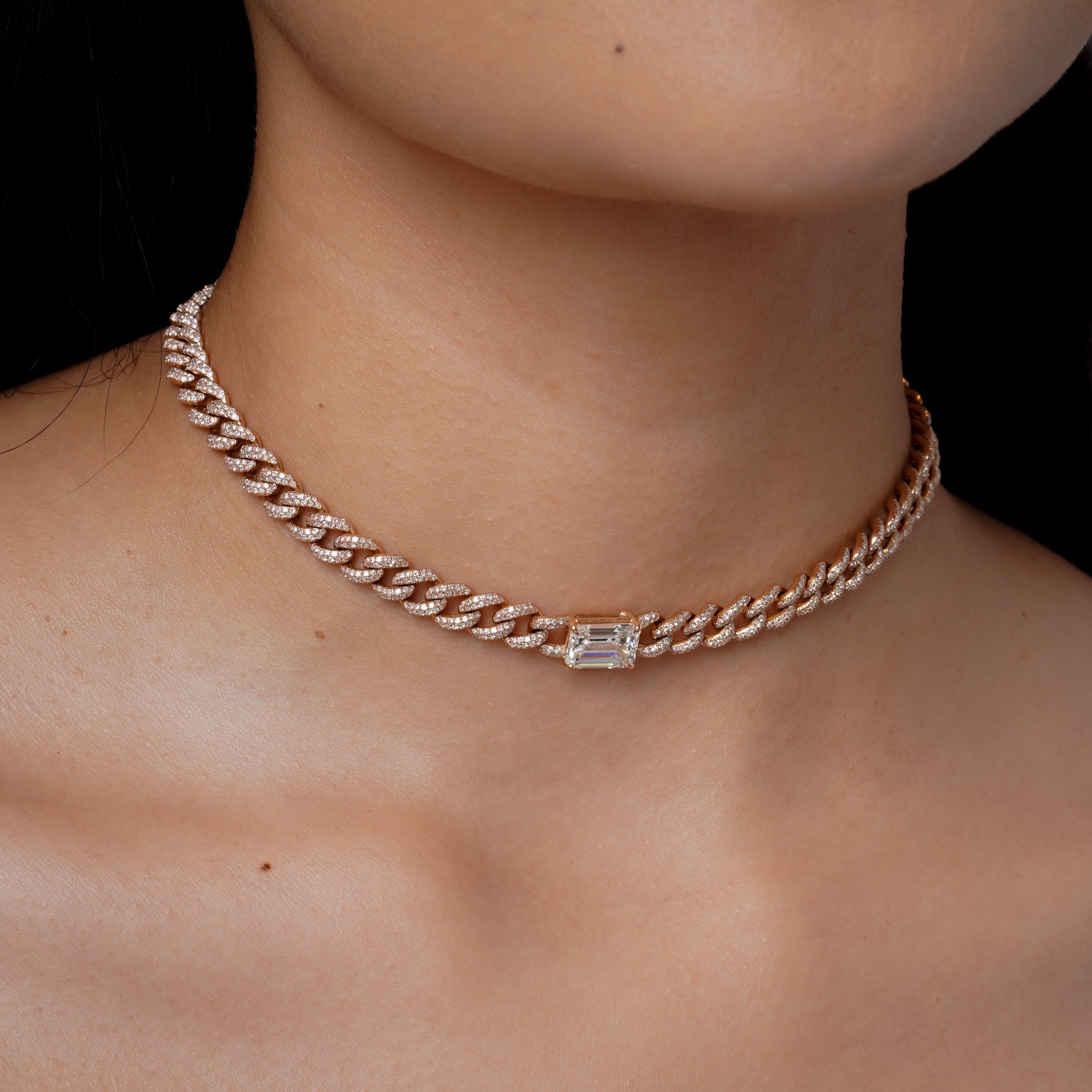 SHAY Diamond Emerald Cut Medium Link Necklace, 4.3ct center, 18k gold, alternate view