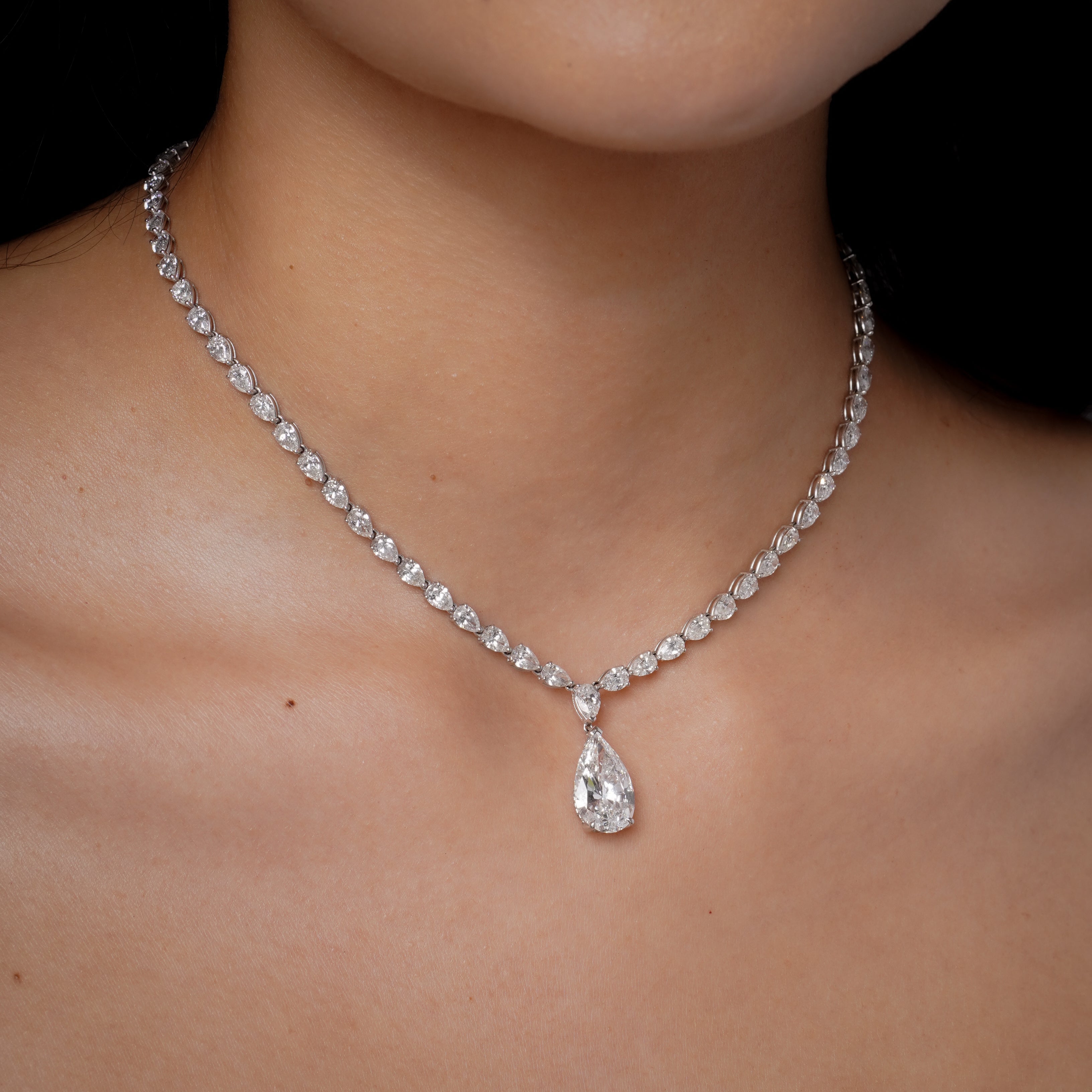 SHAY Diamond Teardrop Tennis Necklace, 5ct center, 18k gold, alternate view