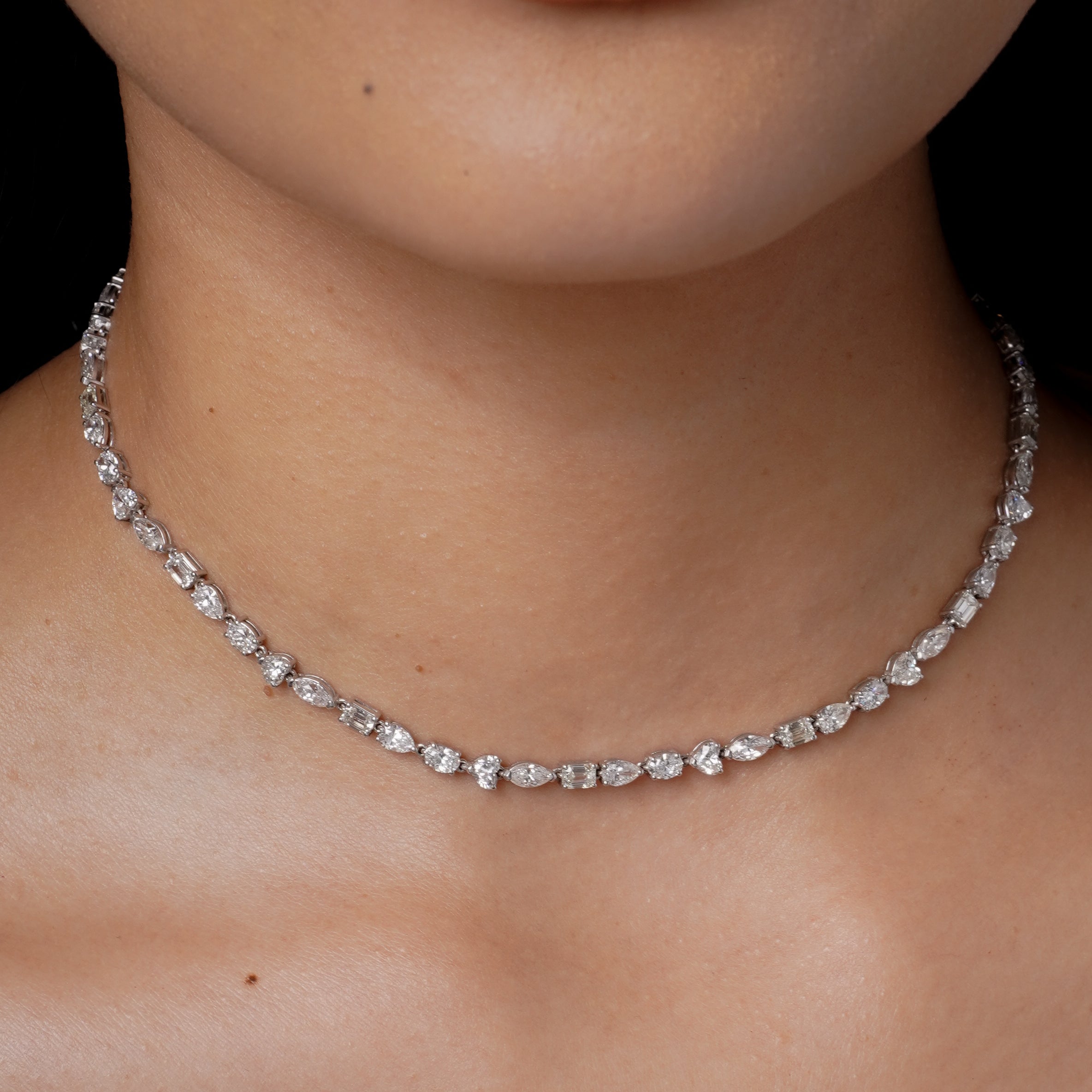 SHAY Mixed Diamond Tennis Necklace Classic, 11.25ct, 18k gold, alternate view