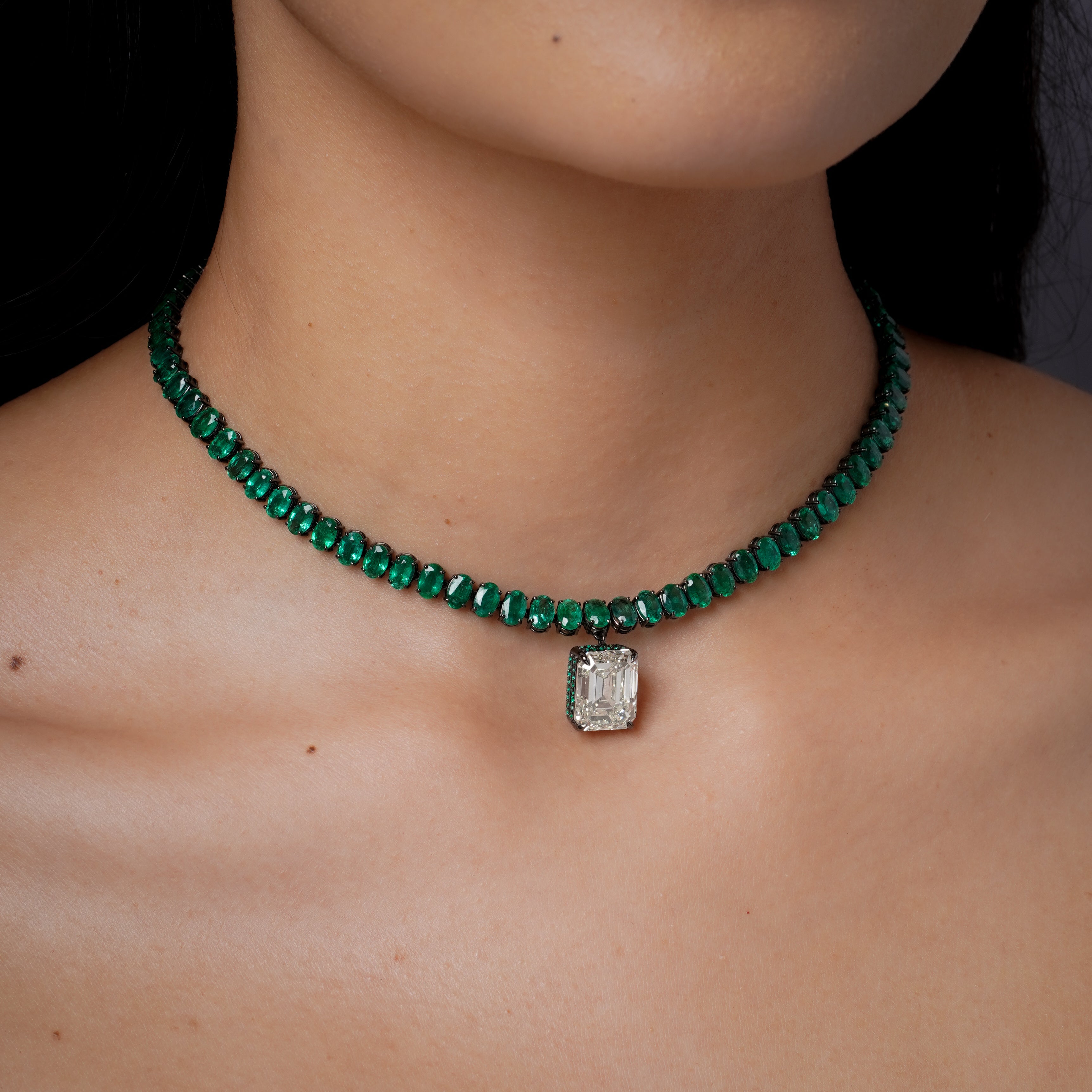 EMERALD DRIP TENNIS NECKLACE