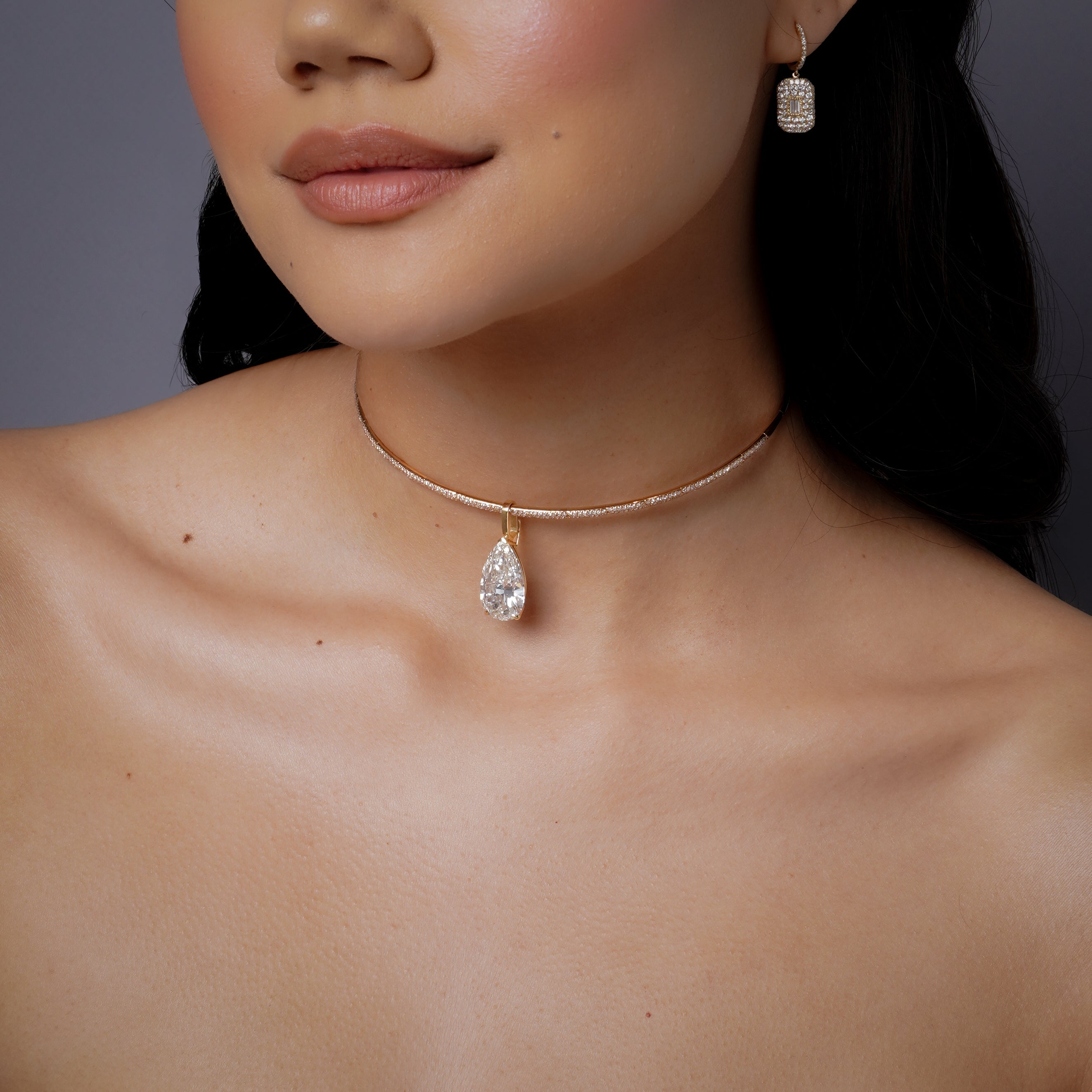 SHAY Diamond Pendant Pear Collar Necklace, 11.3ct, 18k gold, primary view
