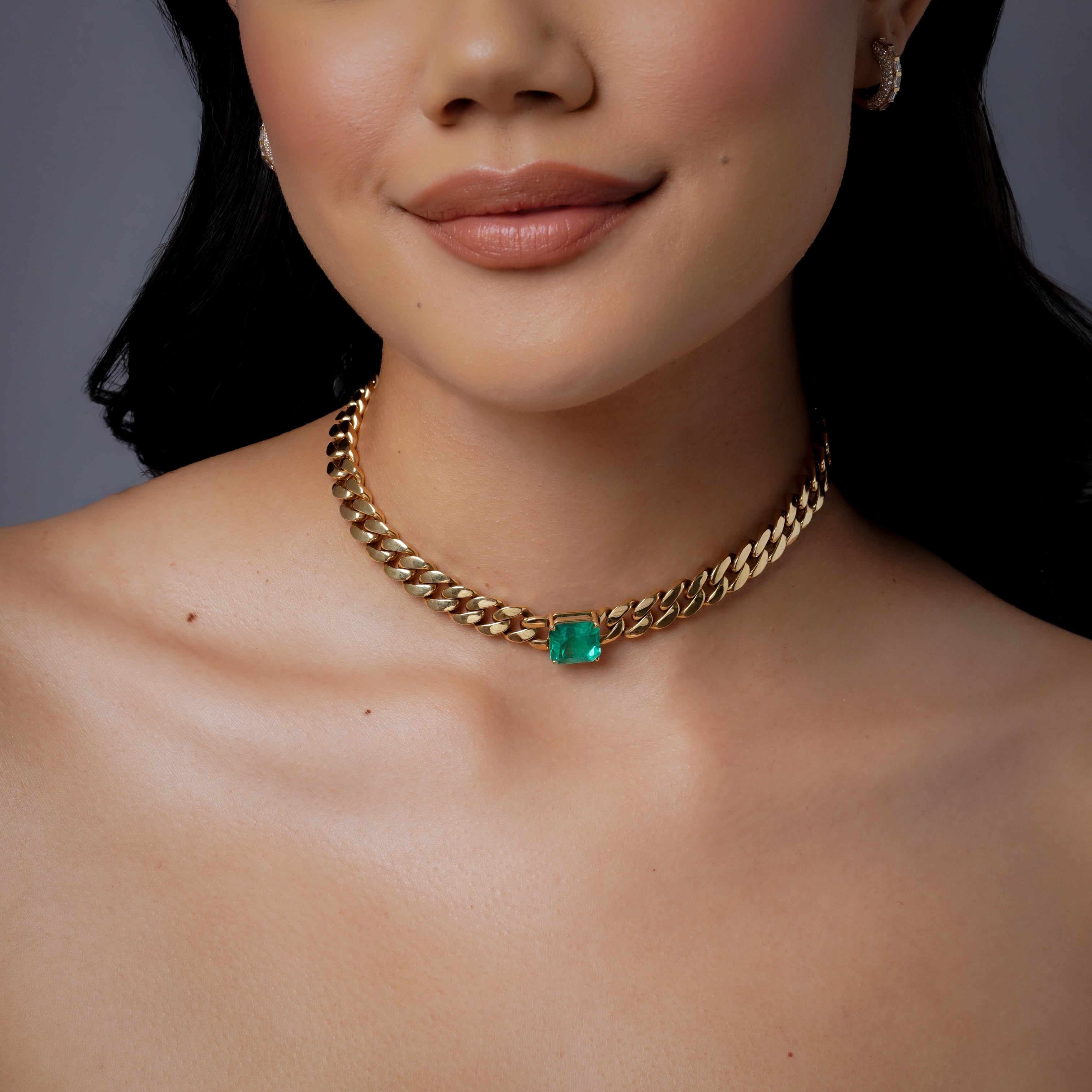 EMERALD SOLID GOLD FLAT LINK CHOKER