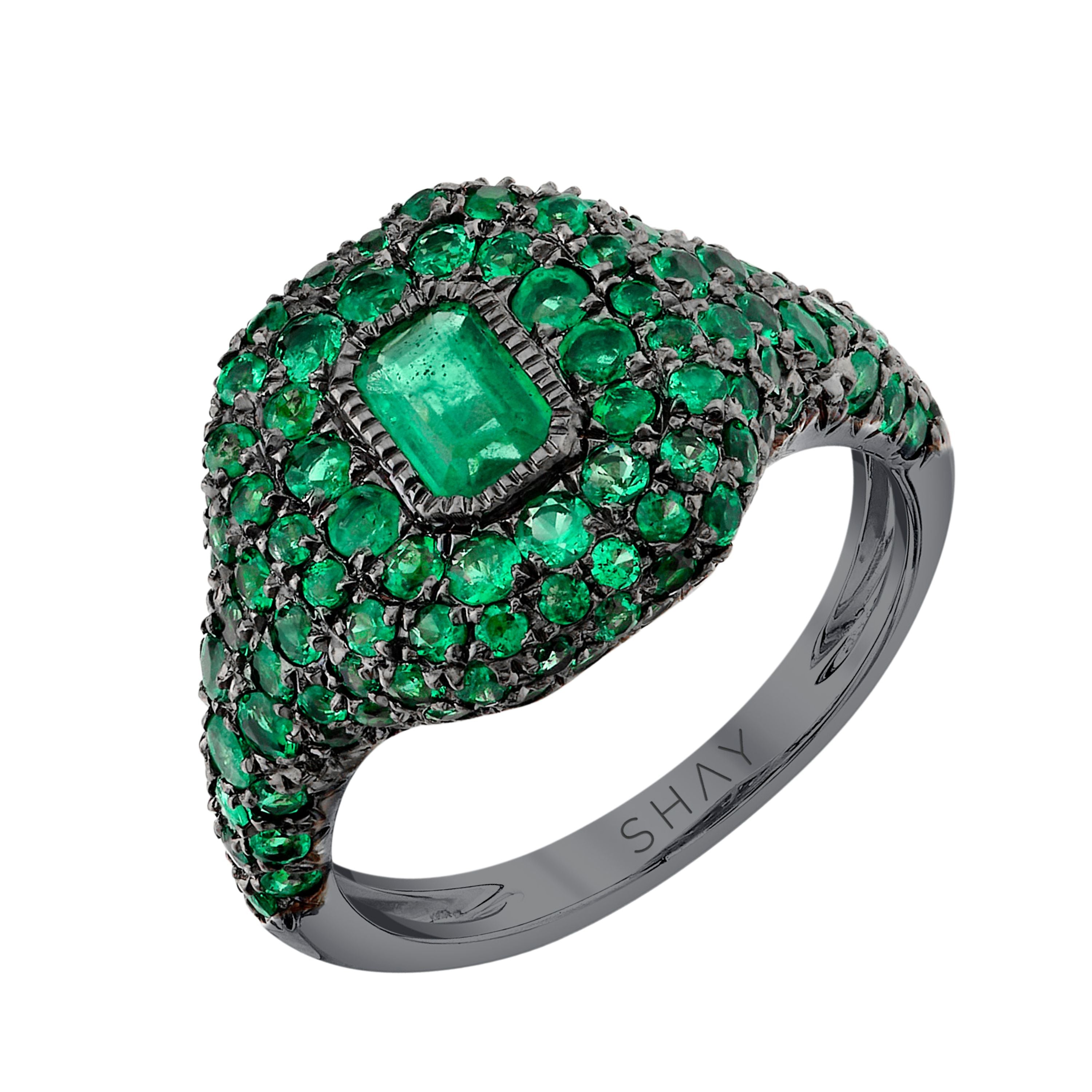 SHAY Ready to Ship Emerald Pave Pinky Ring, 18k gold, detail view