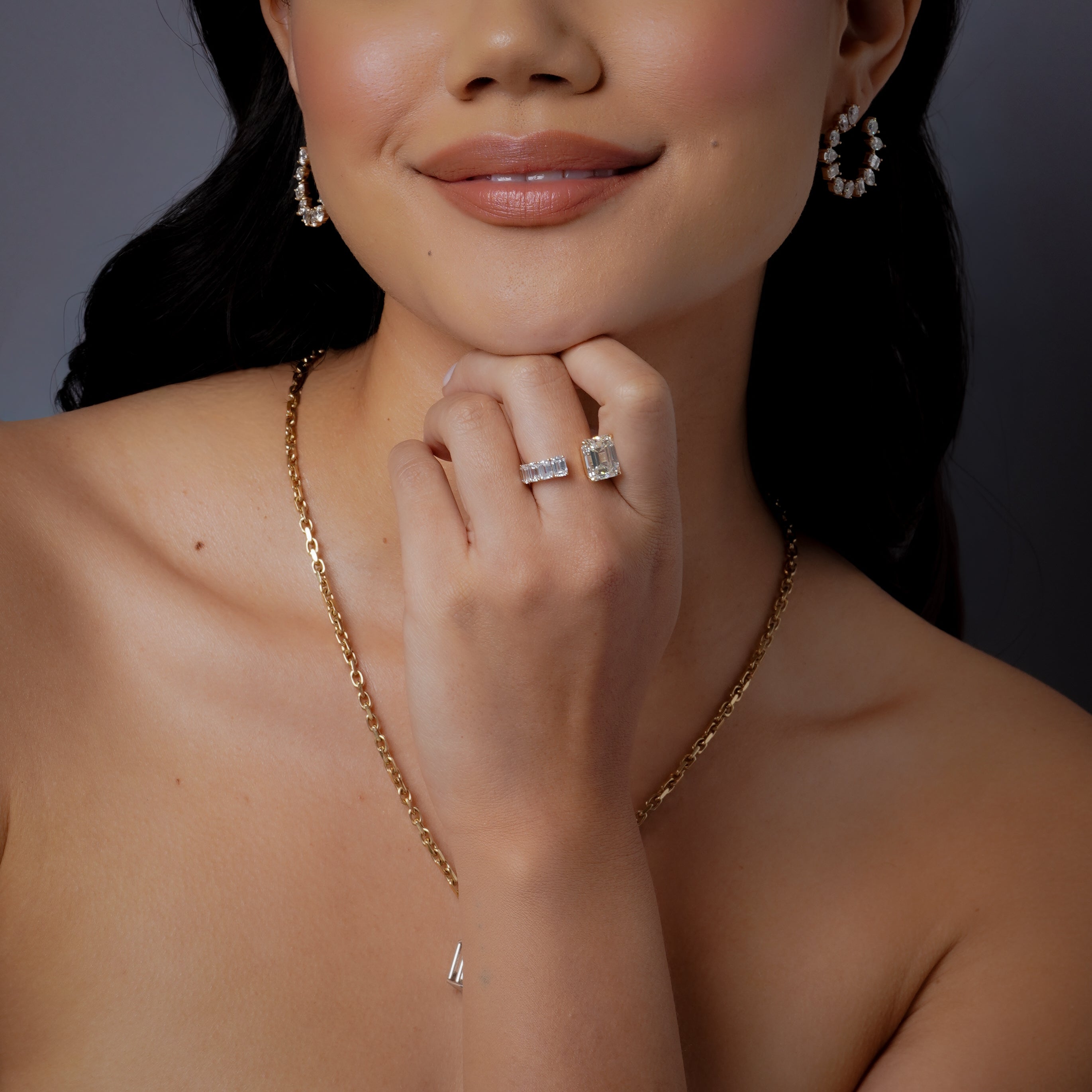 DIAMOND FLOATING RING