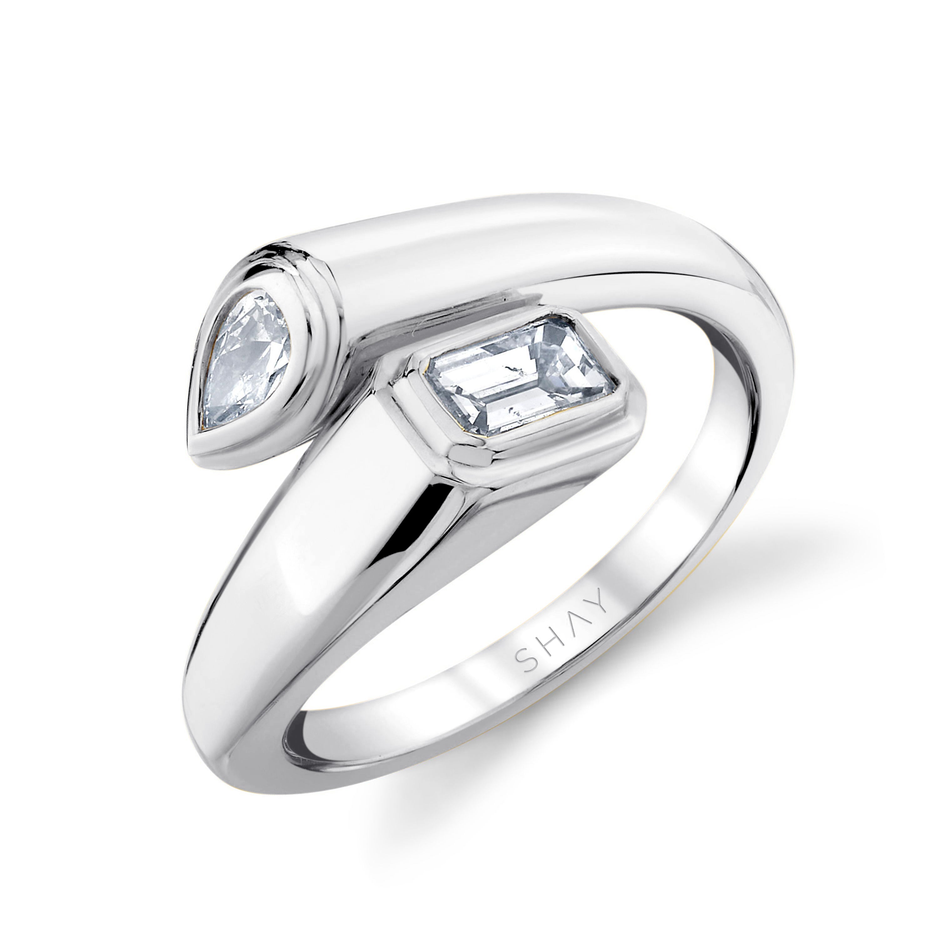 DIAMOND BYPASS PINKY RING