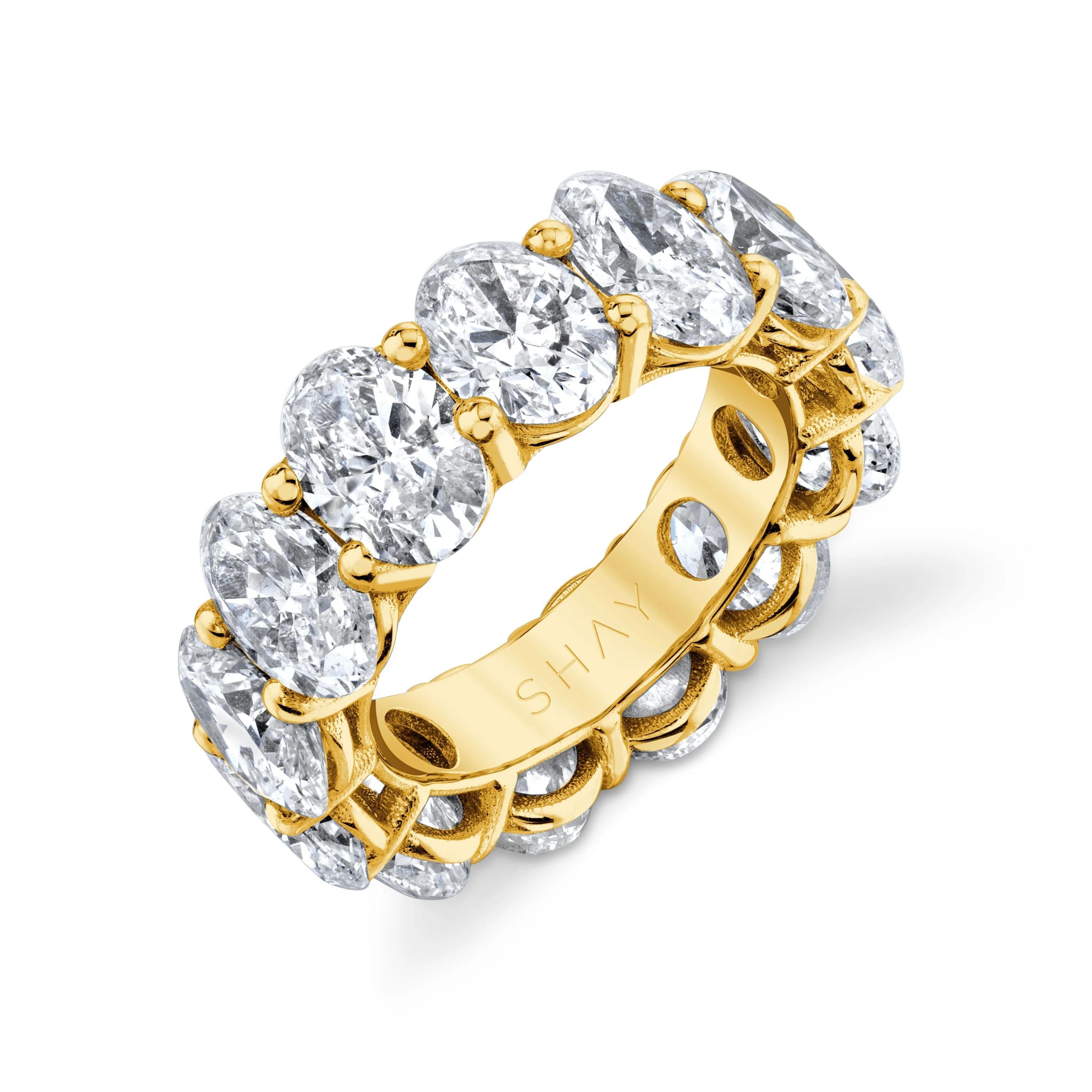 SHAY Grand Diamond Oval Eternity Band, 13.03ct, 18k gold, side view