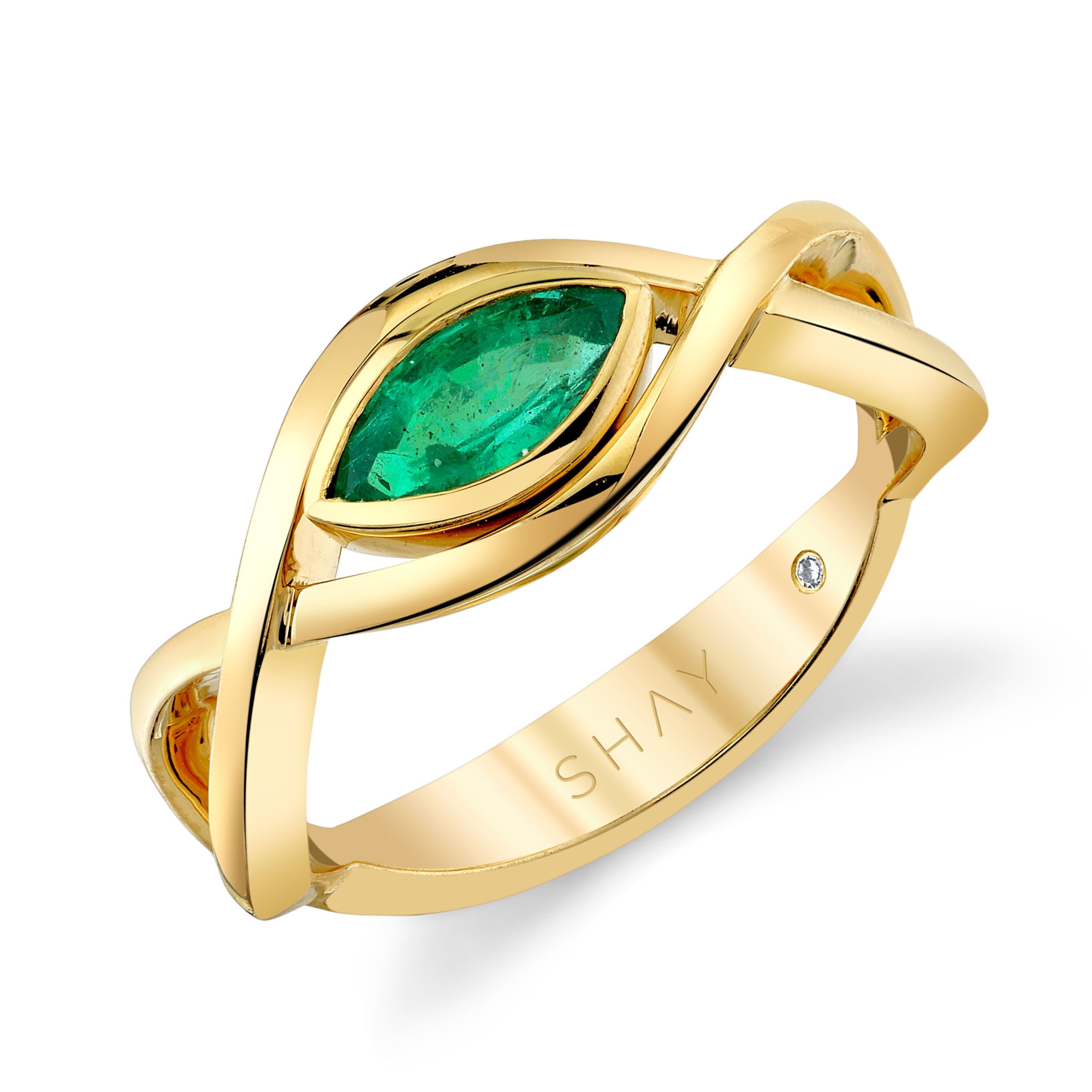 EMERALD VINE RING