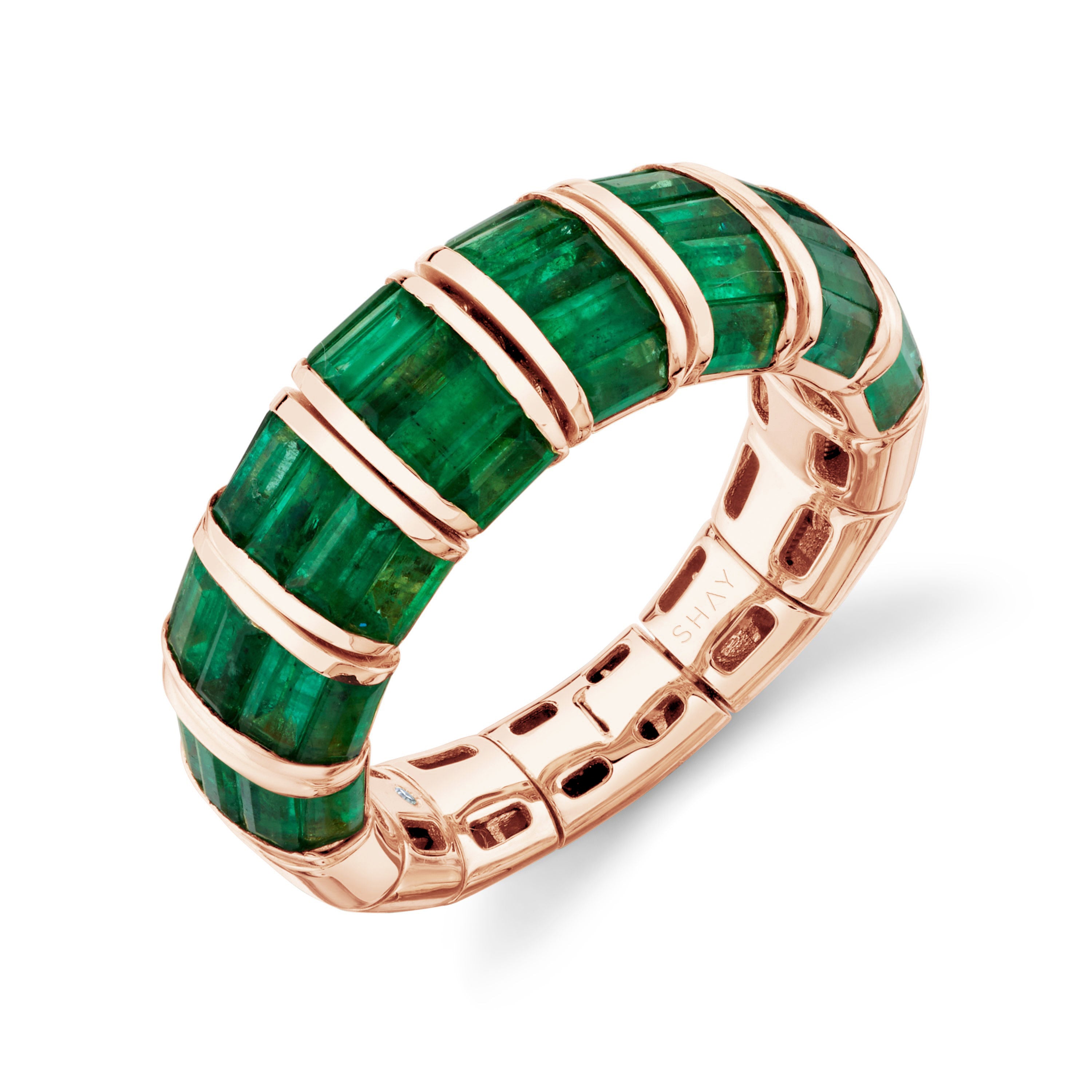 EMERALD BAGUETTE RING