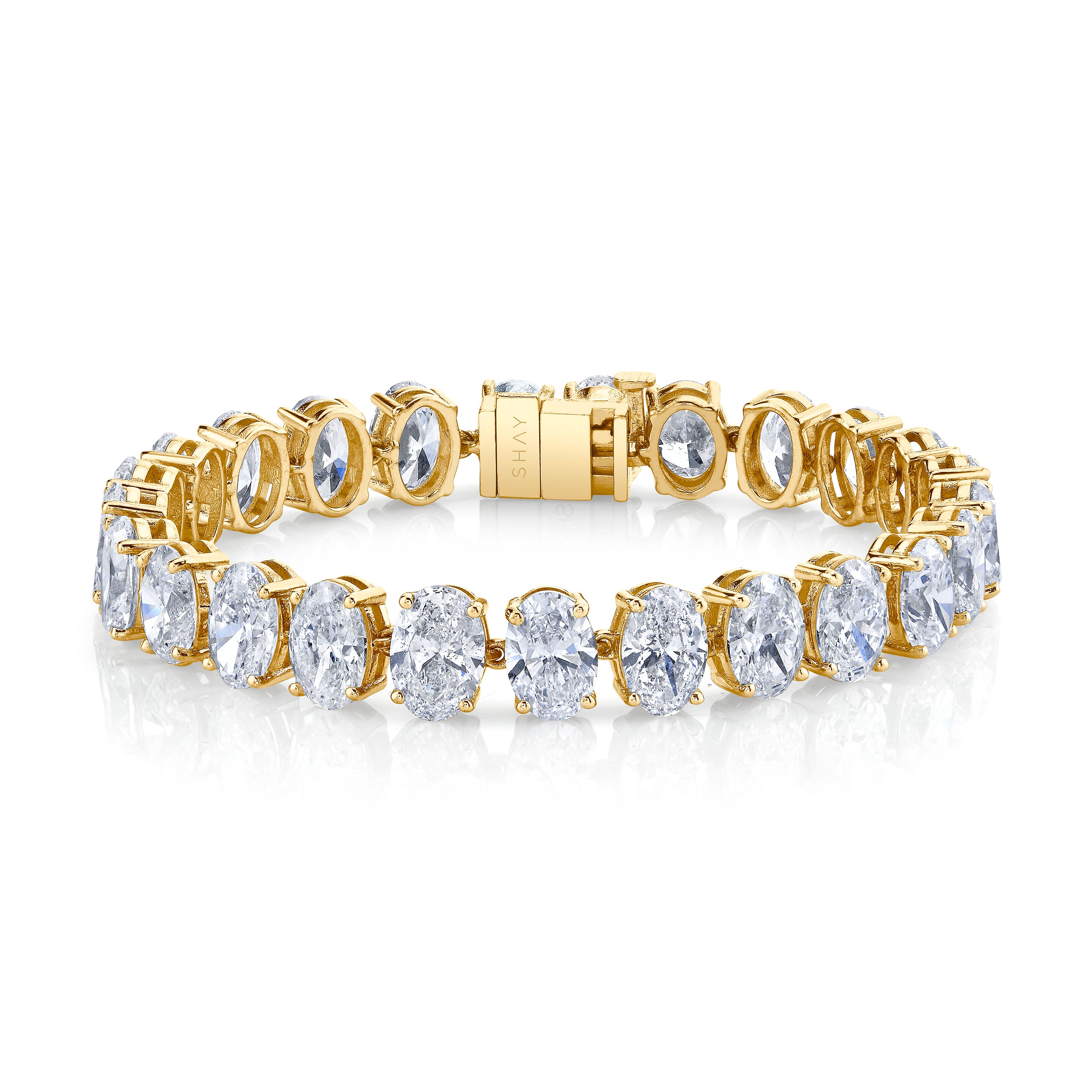 SHAY Diamond Oval Tennis Bracelet, 30ct, 18k gold, side view