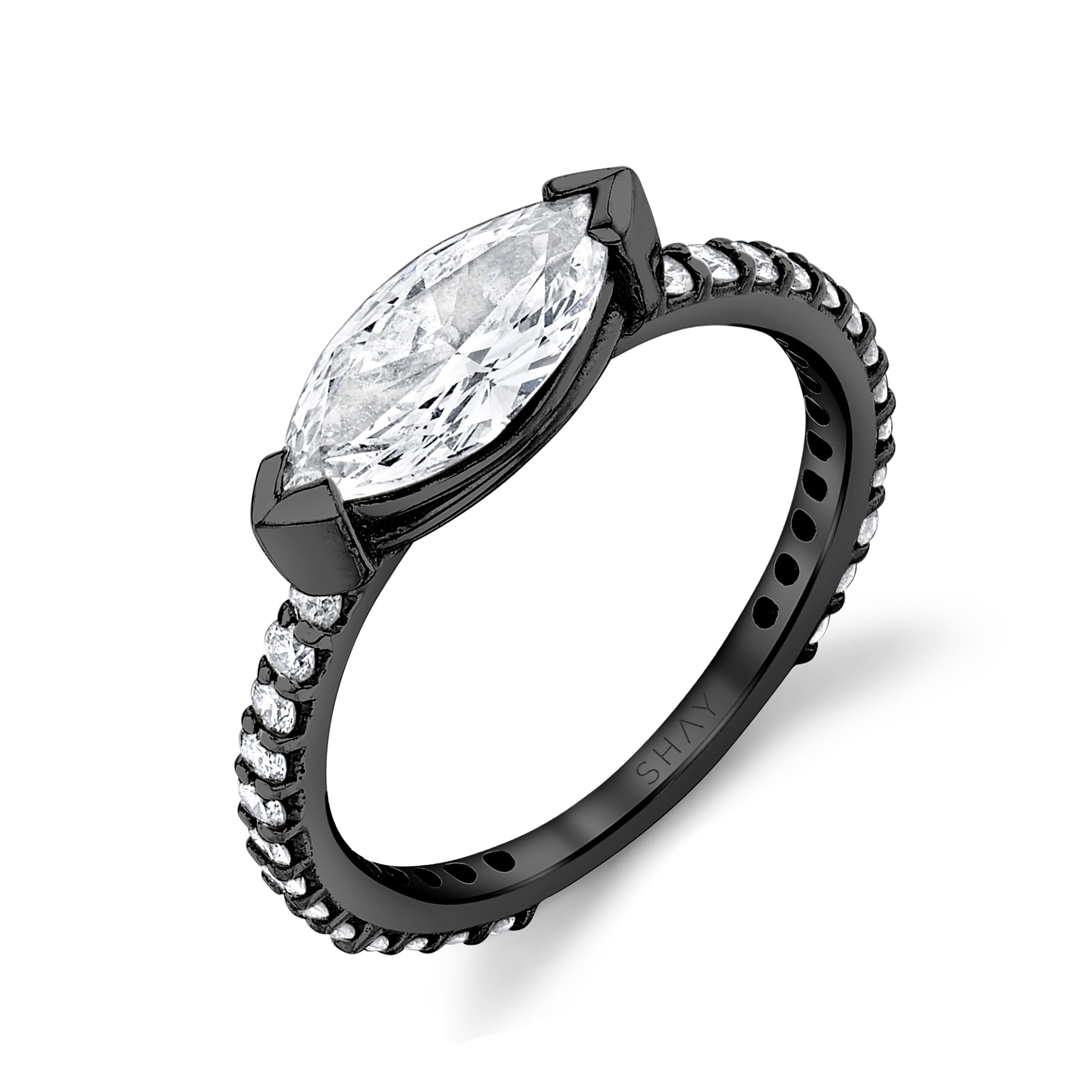 DIAMOND SOLITAIRE MARQUISE PINKY RING