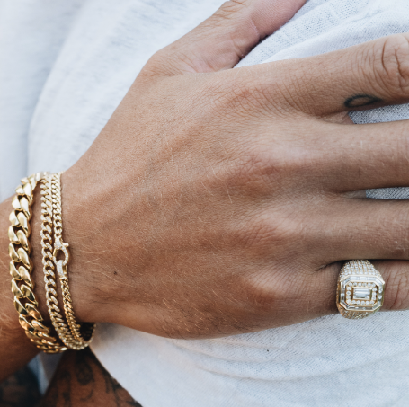 SHAY Ready to Ship Mixed Diamond Champion Pinky Ring, 18k gold, detail view