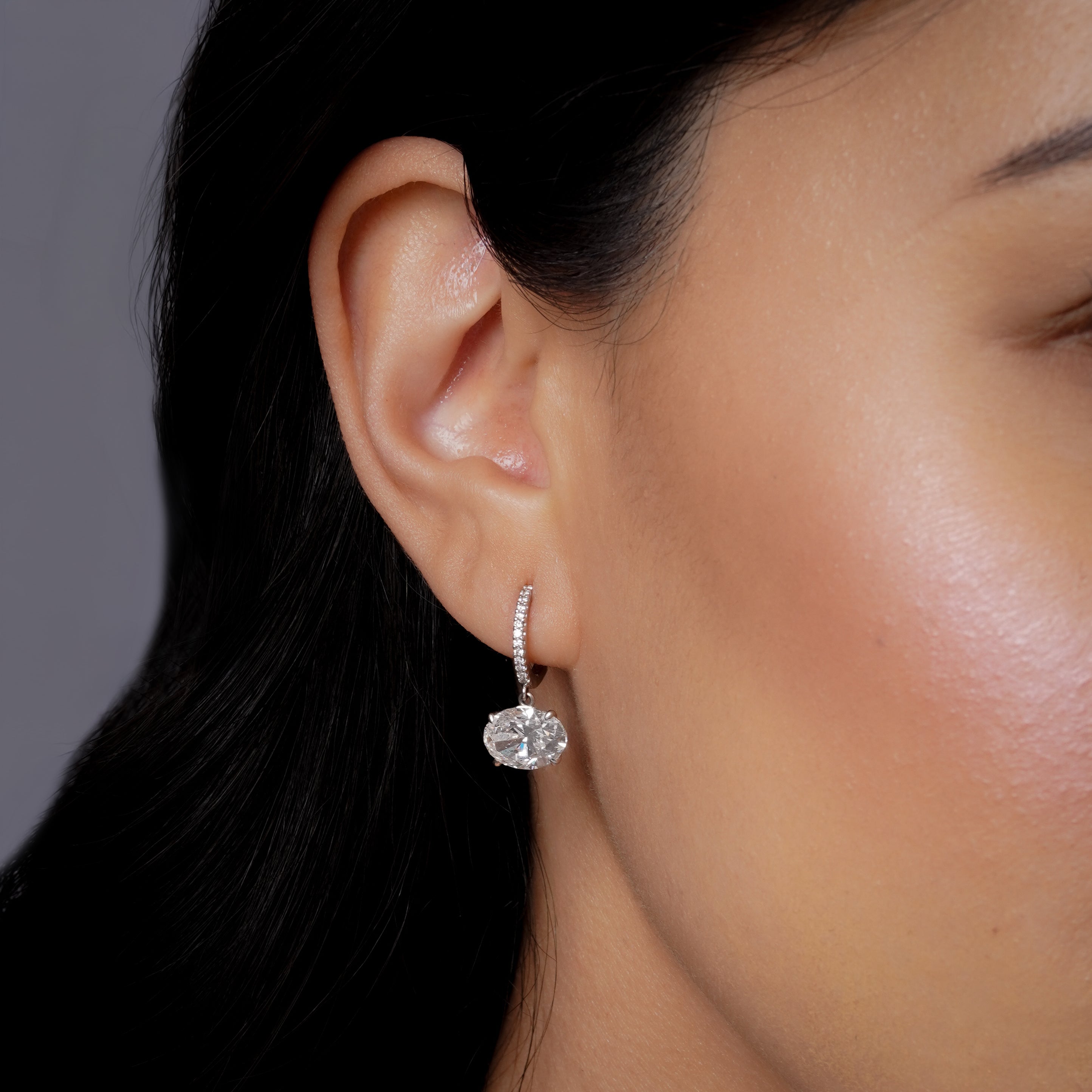 DIAMOND OVAL HUGGIES