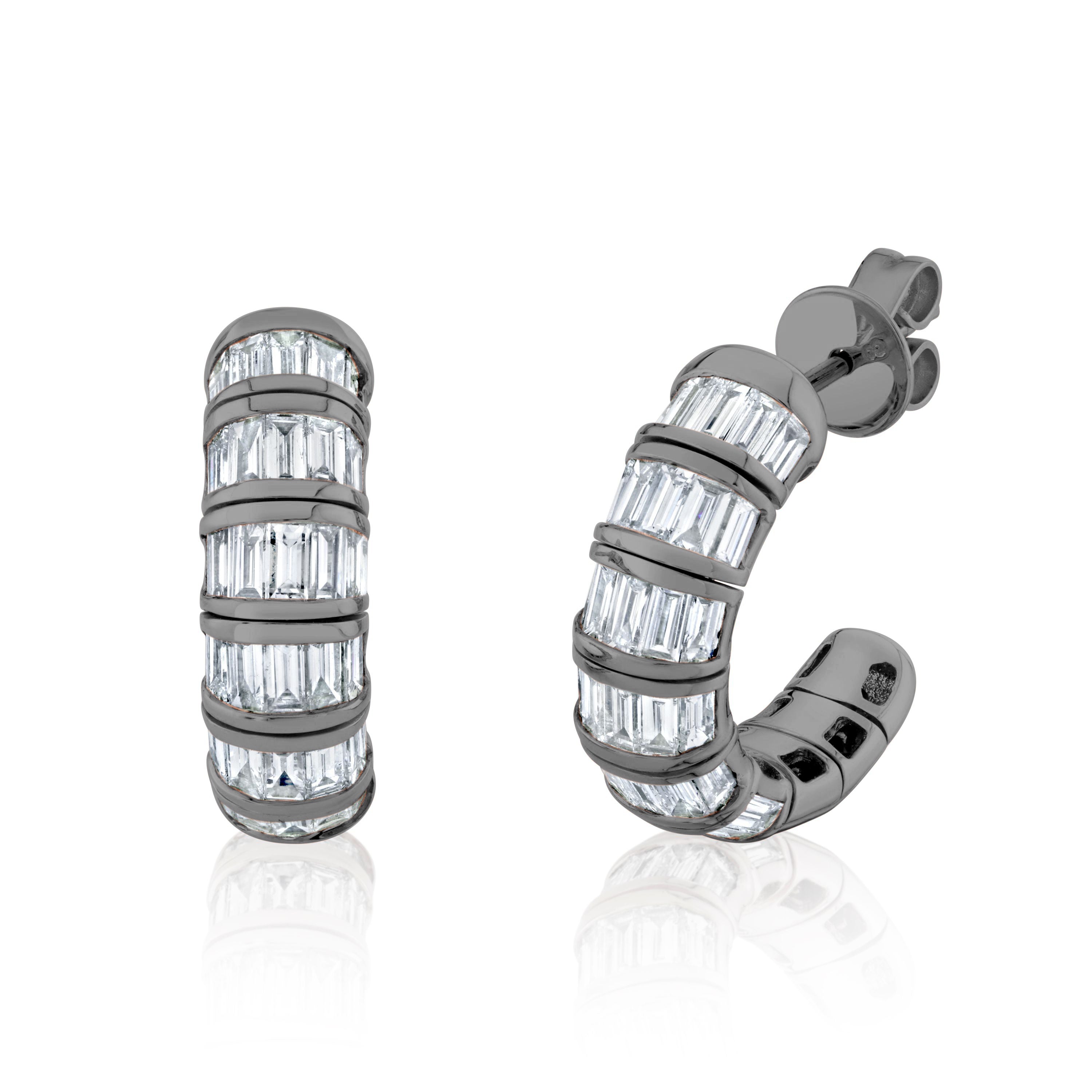 DIAMOND BAGUETTE HUGGIES