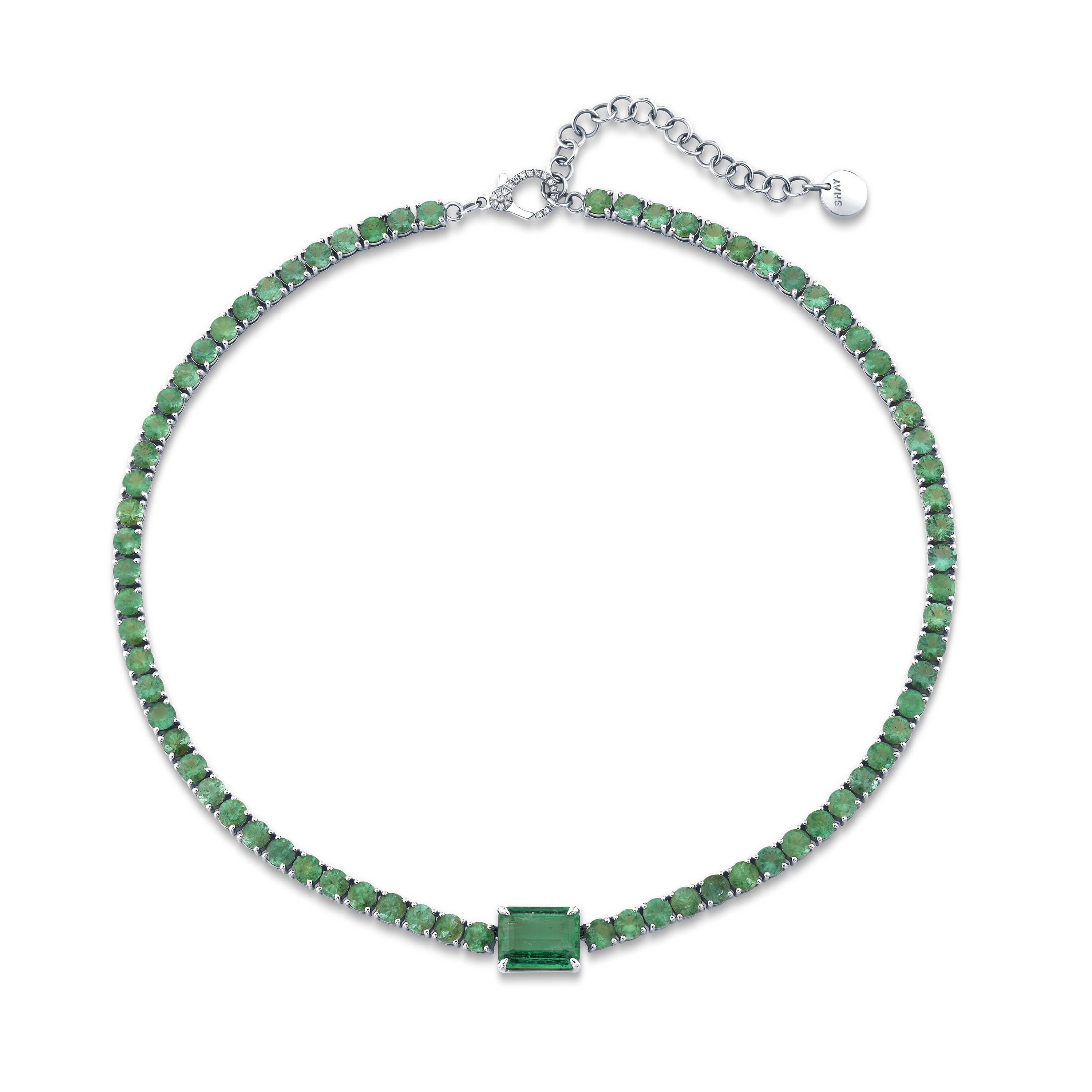 EMERALD TENNIS NECKLACE WITH CENTER STONE