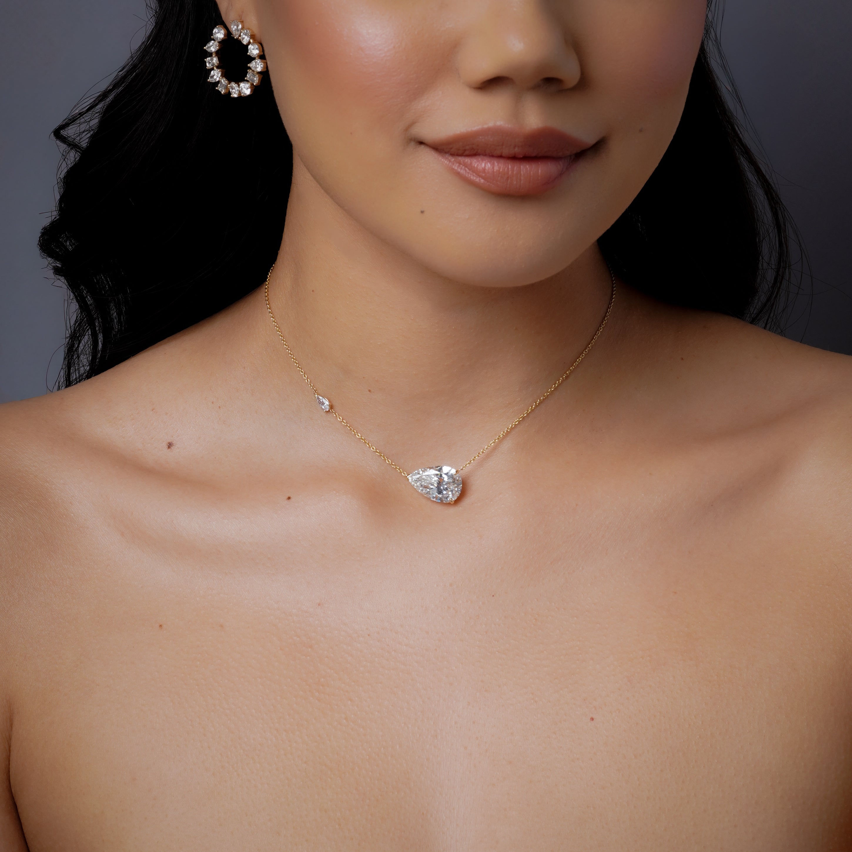 SHAY Diamond East West Pear Pendant Necklace, 9.4ct, 18k gold, primary view