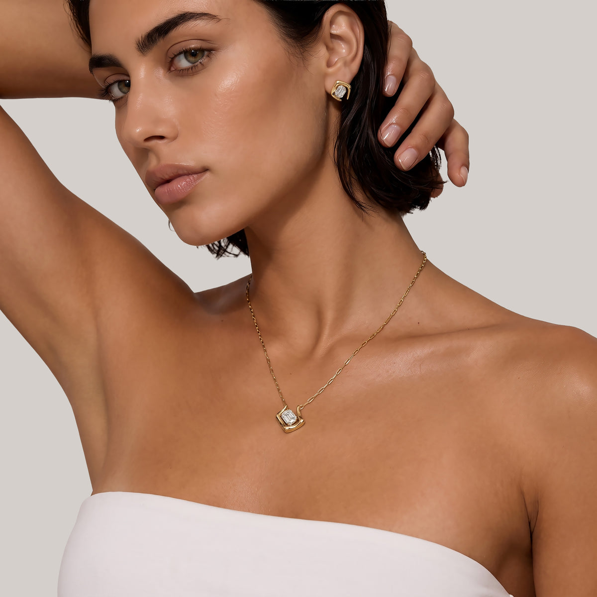 DIAMOND ZAR NECKLACE