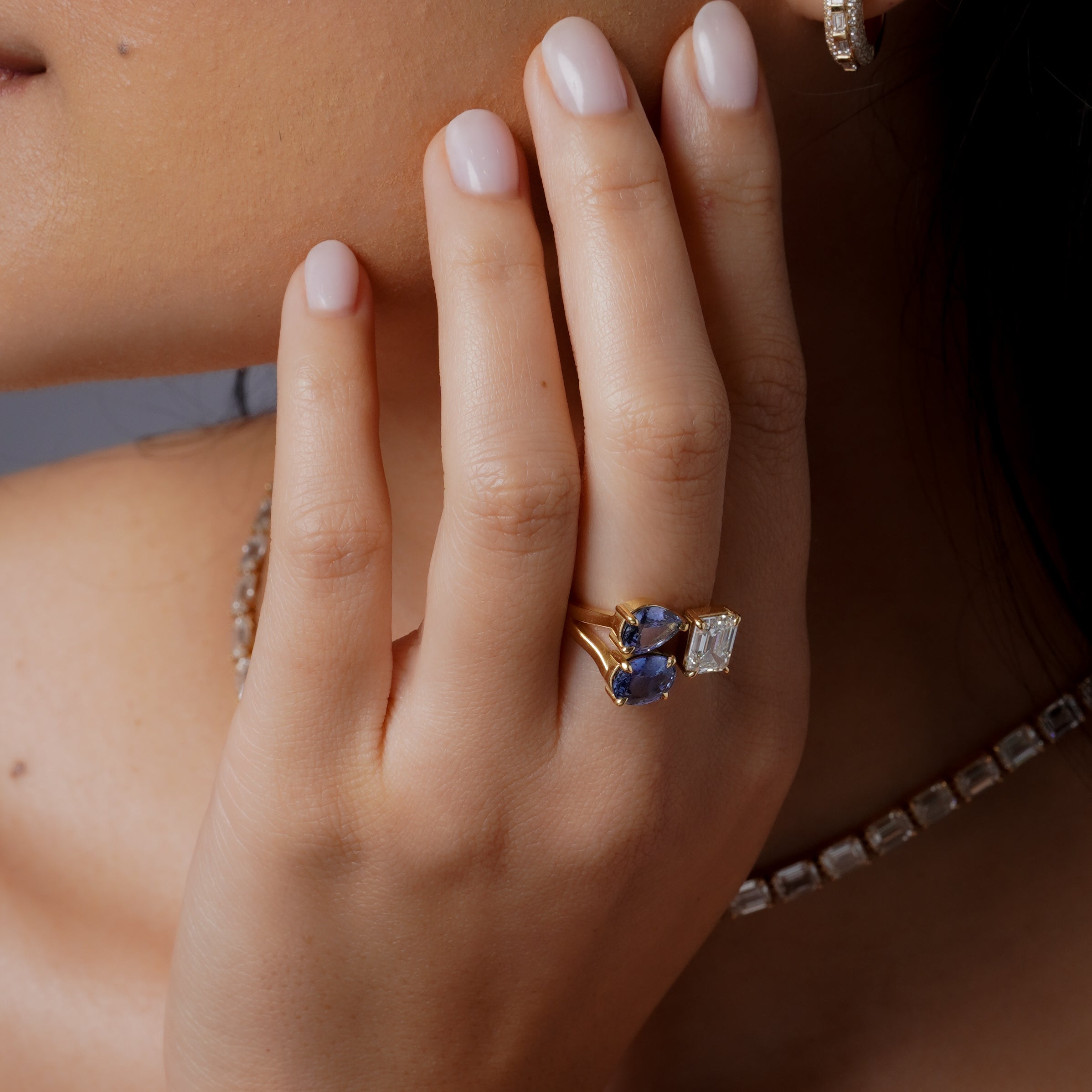 SHAY Blue Sapphire & Diamond Triple Threat Ring, 4.2ct, 18k gold, alternate view