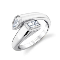DIAMOND BYPASS PINKY RING