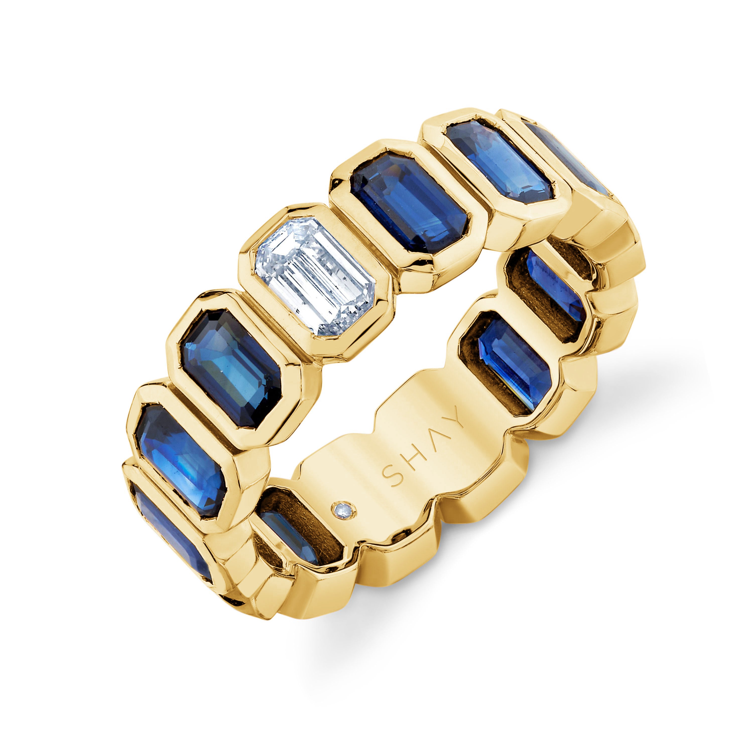 BLUE SAPPHIRE & DIAMOND BEZEL BAND