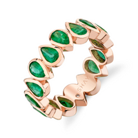 EMERALD PEAR BEZEL BAND