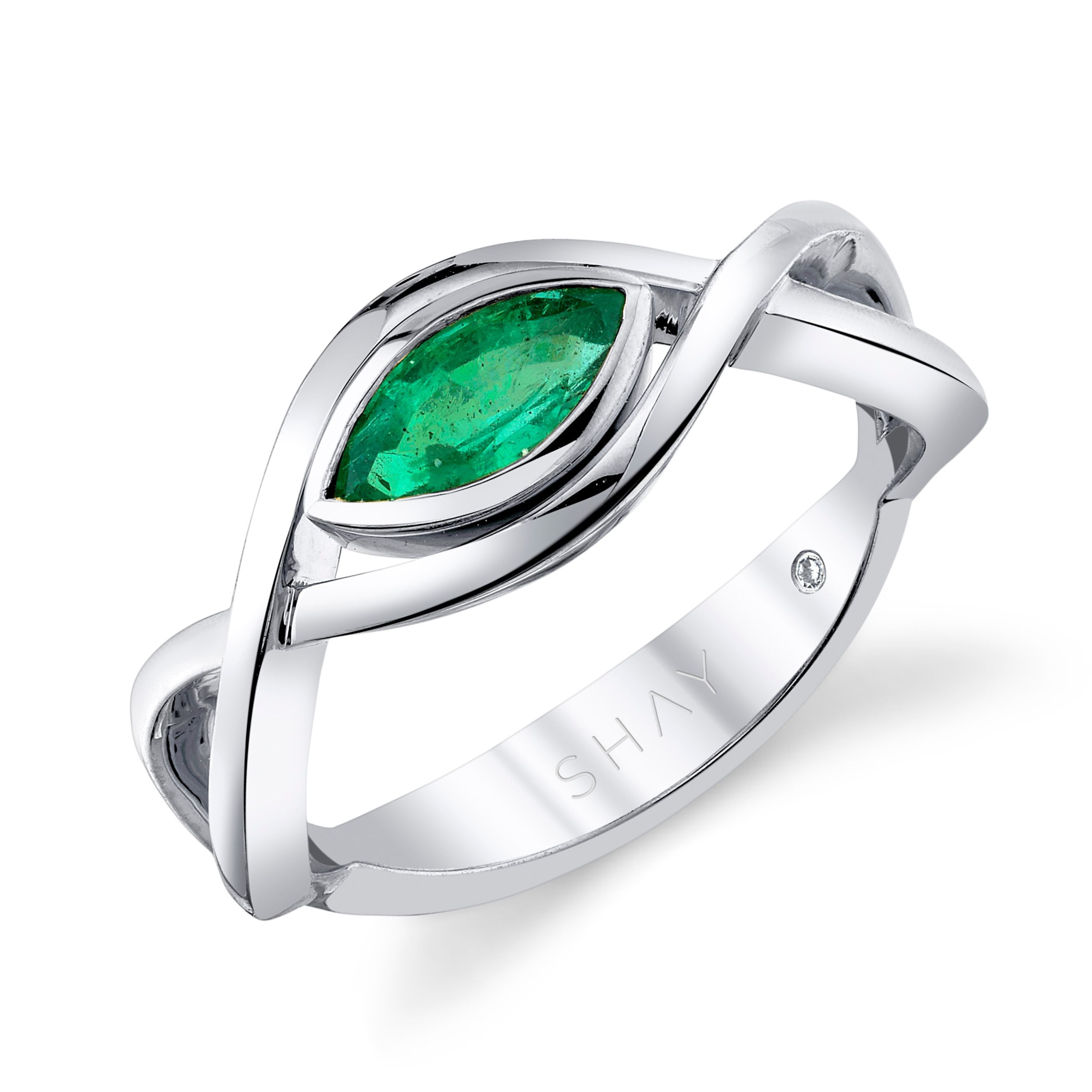 EMERALD VINE RING