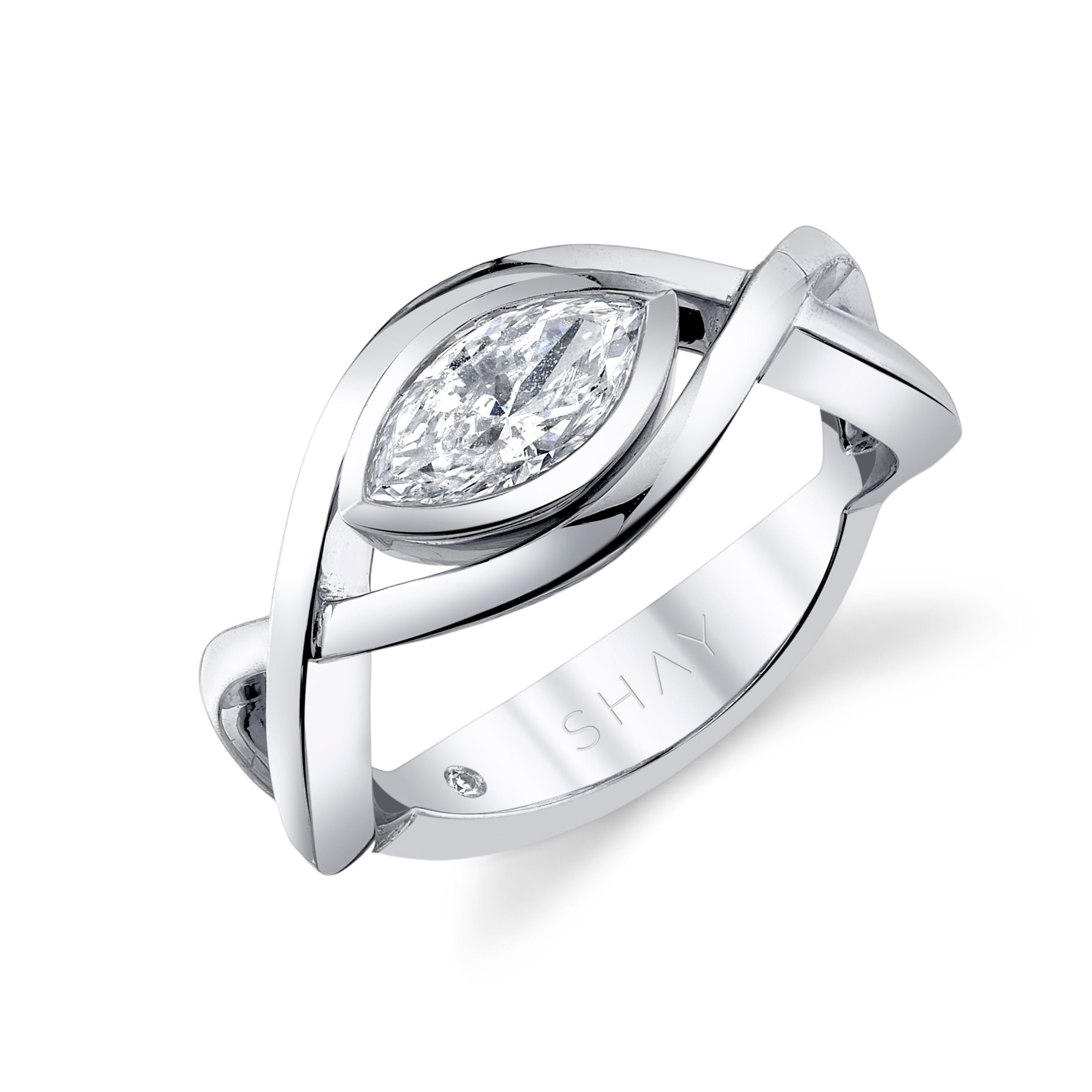 DIAMOND VINE PINKY RING