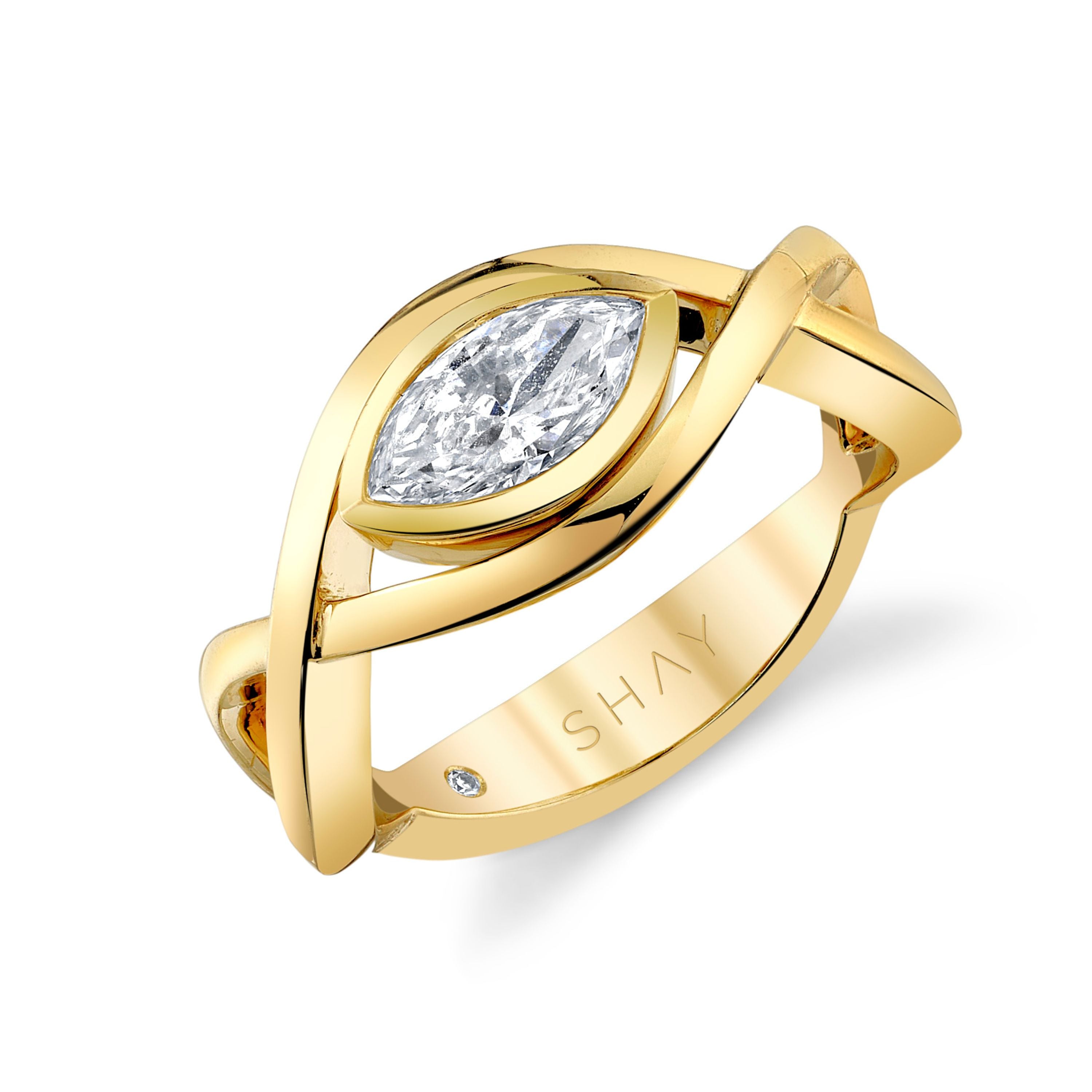 DIAMOND VINE PINKY RING