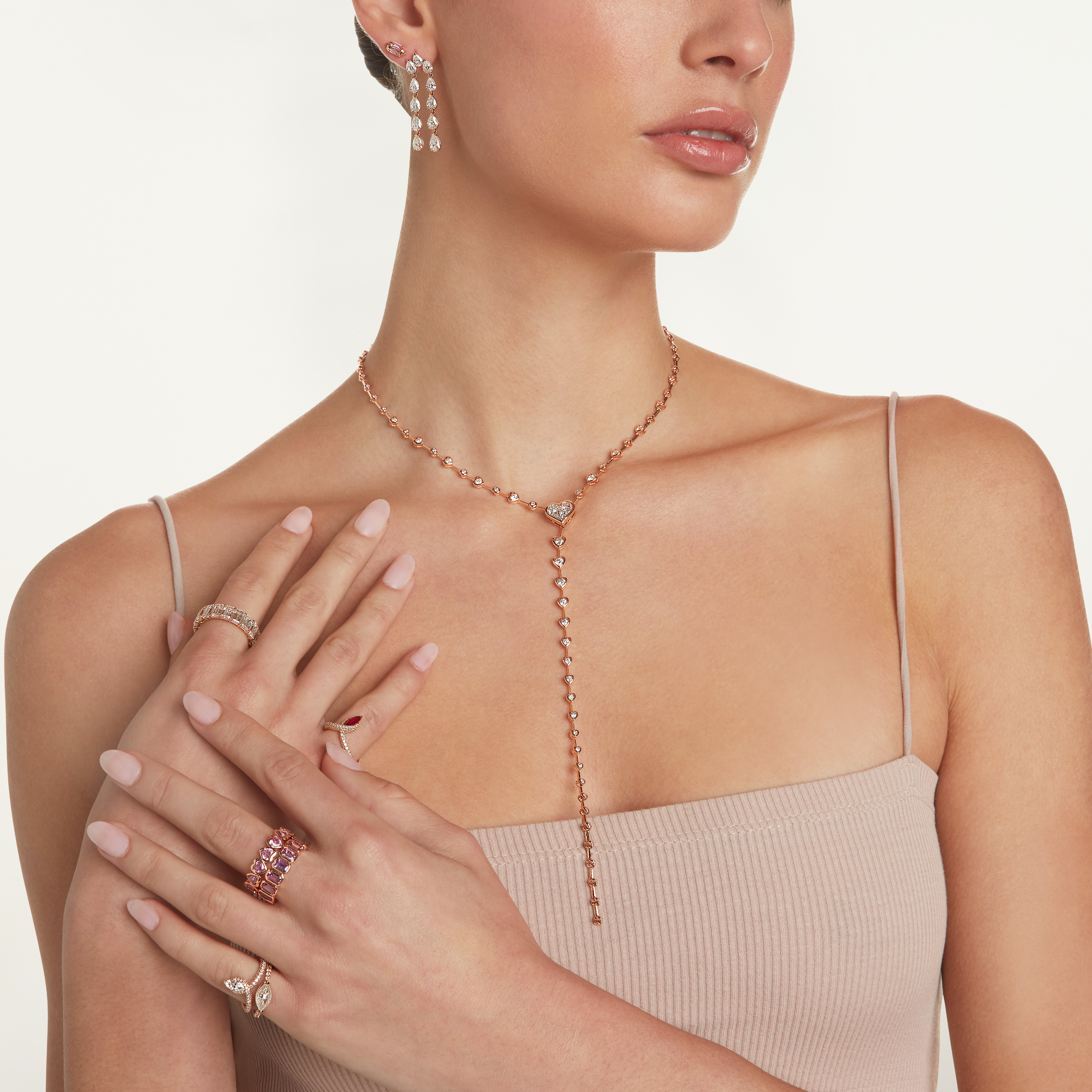 DIAMOND BEZEL HEART Y NECKLACE