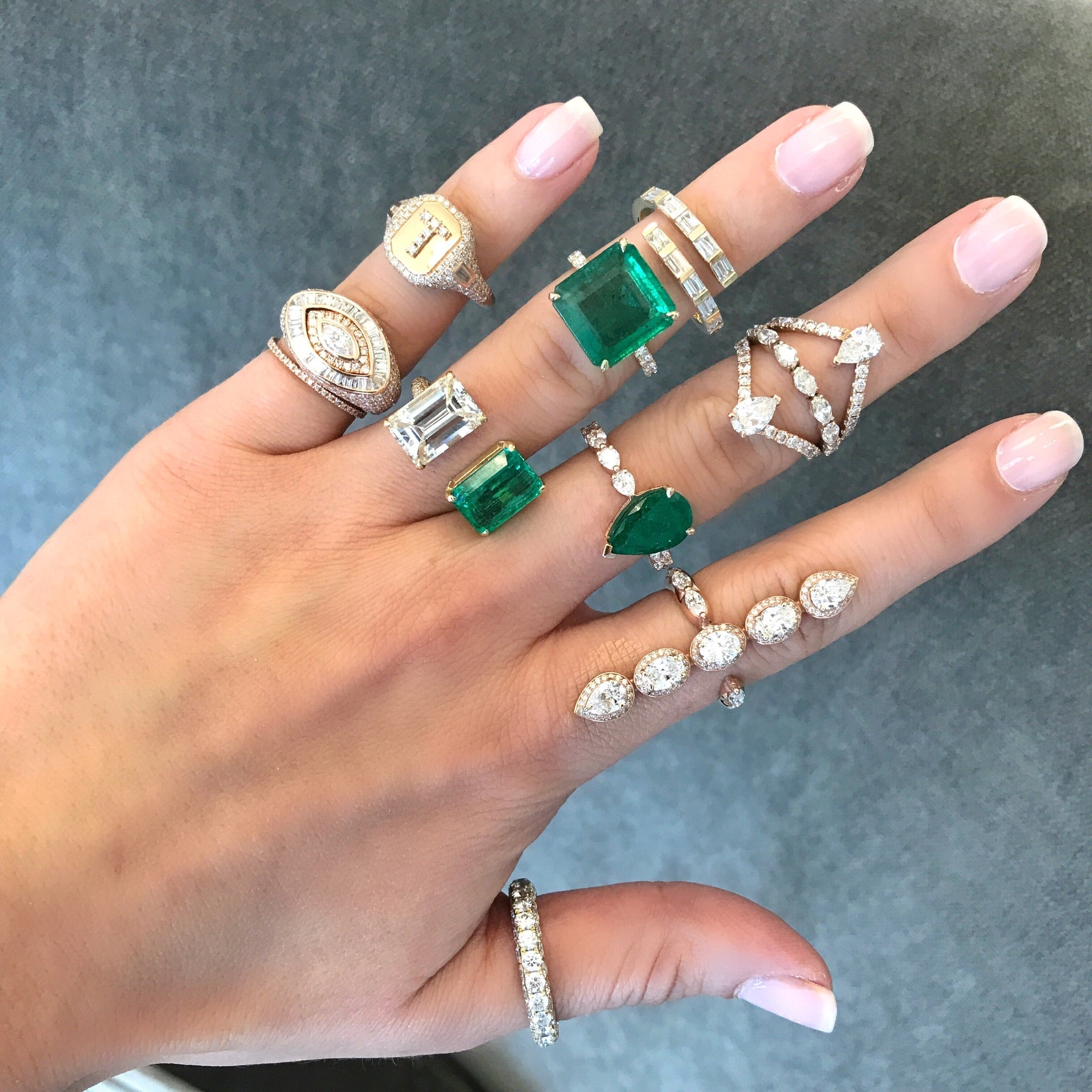 EMERALD & DIAMOND TWIN RING