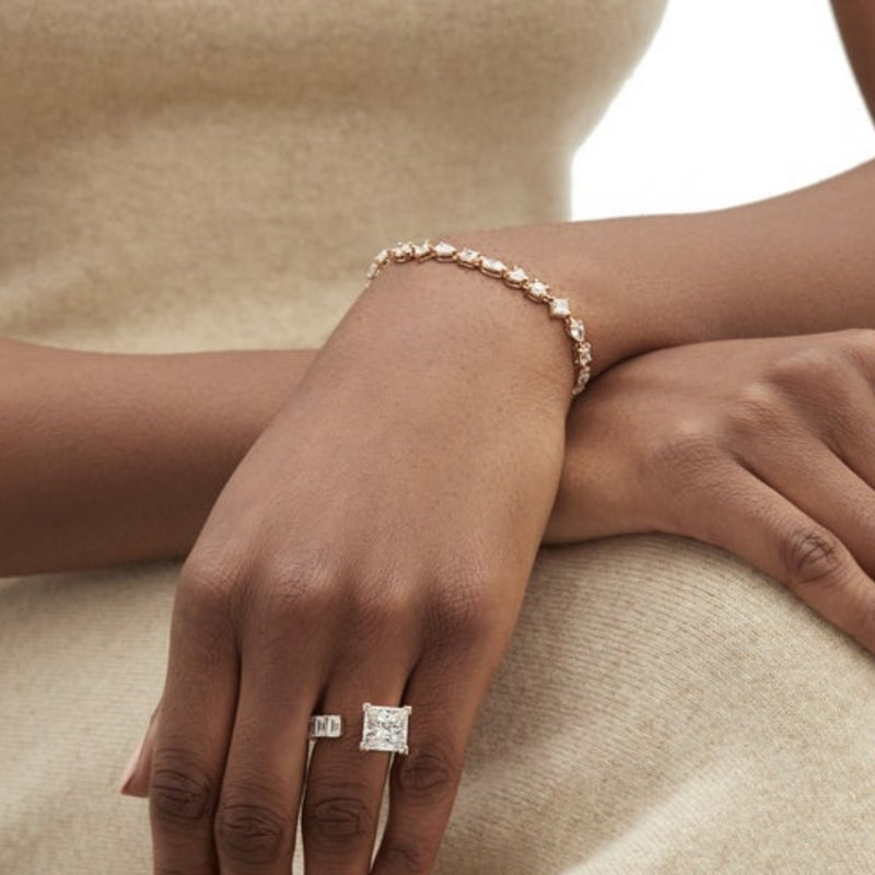 FLOATING PRINCESS DIAMOND RING