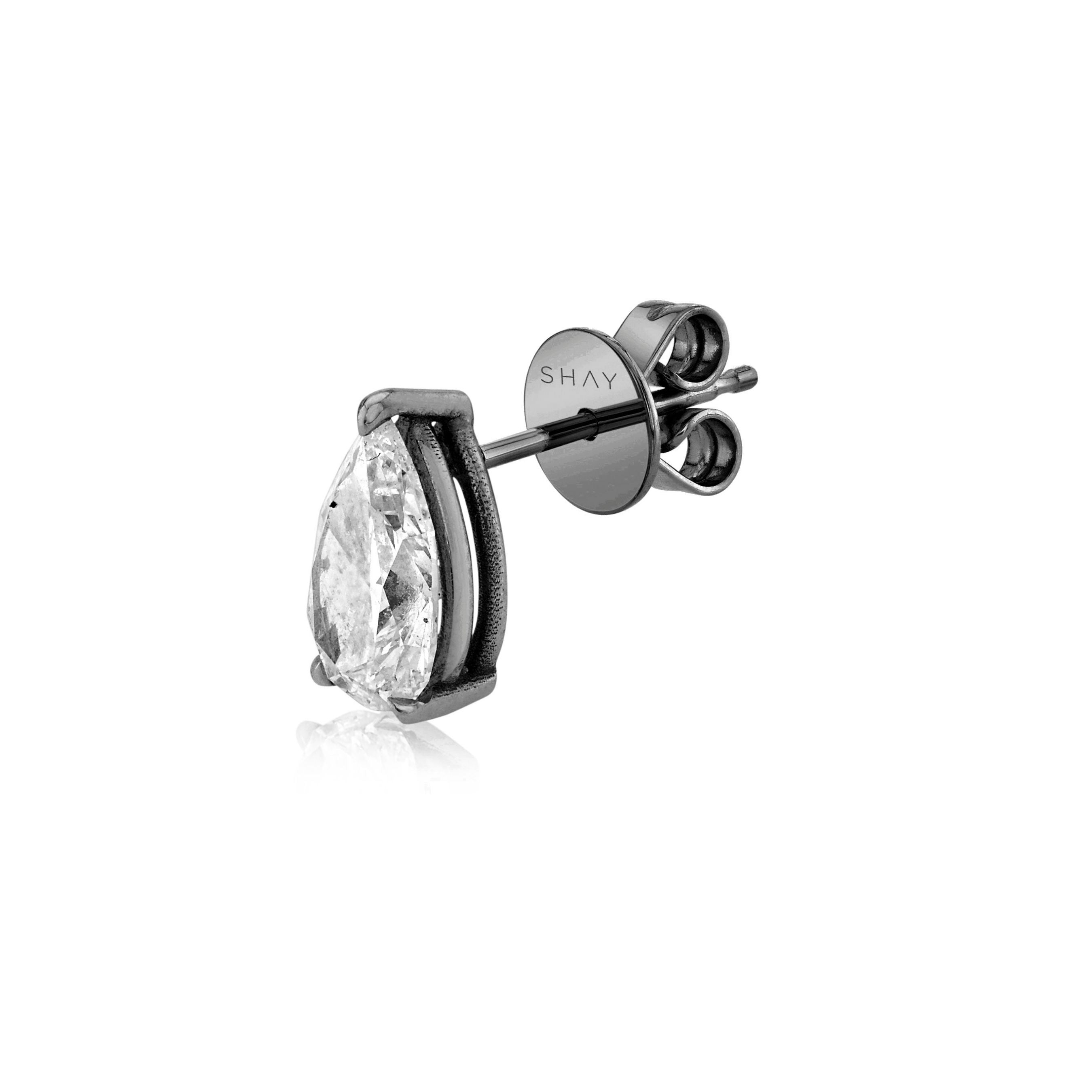 SINGLE  LARGE DIAMOND PEAR SOLITAIRE STUD