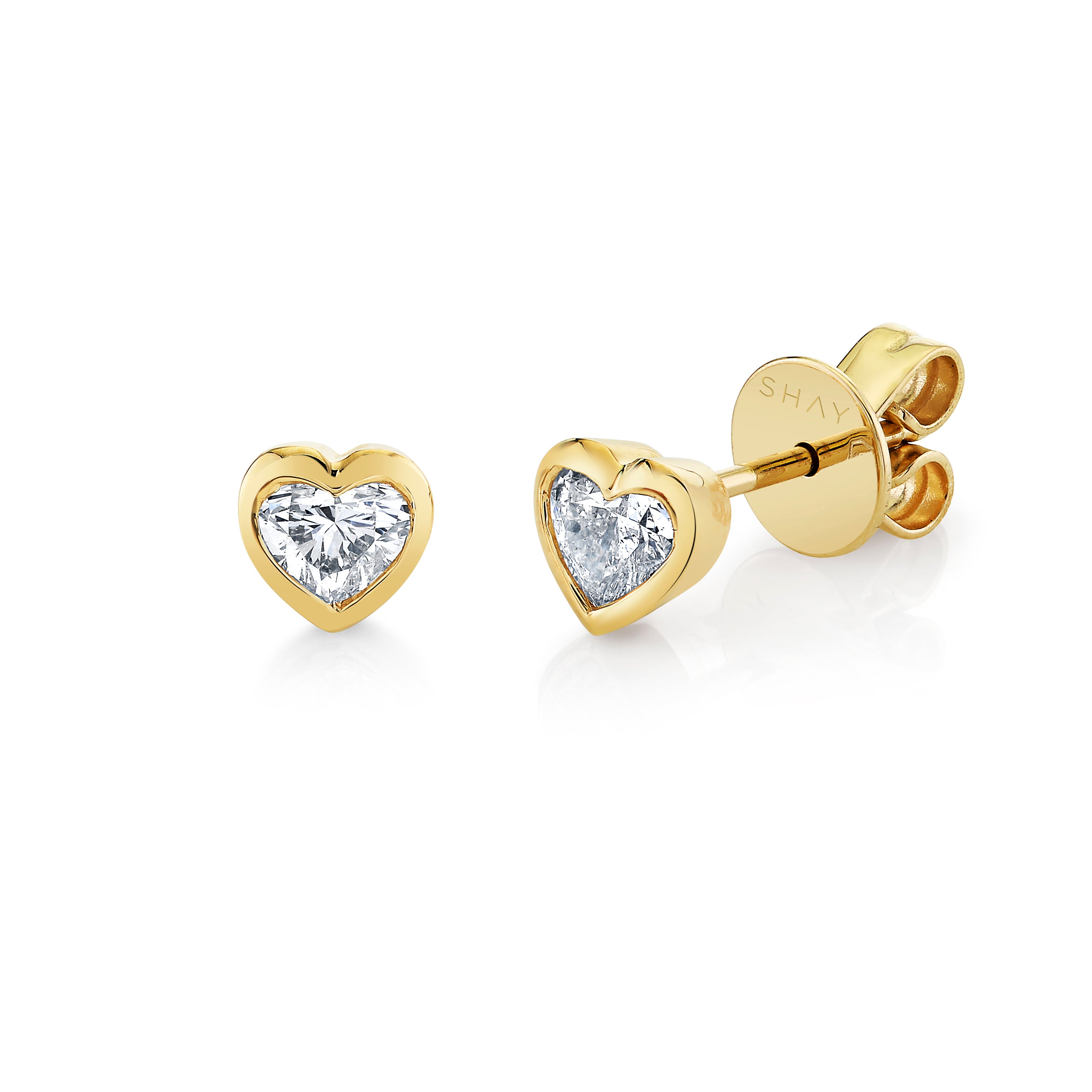 DIAMOND BEZEL HEART STUDS CLASSIC