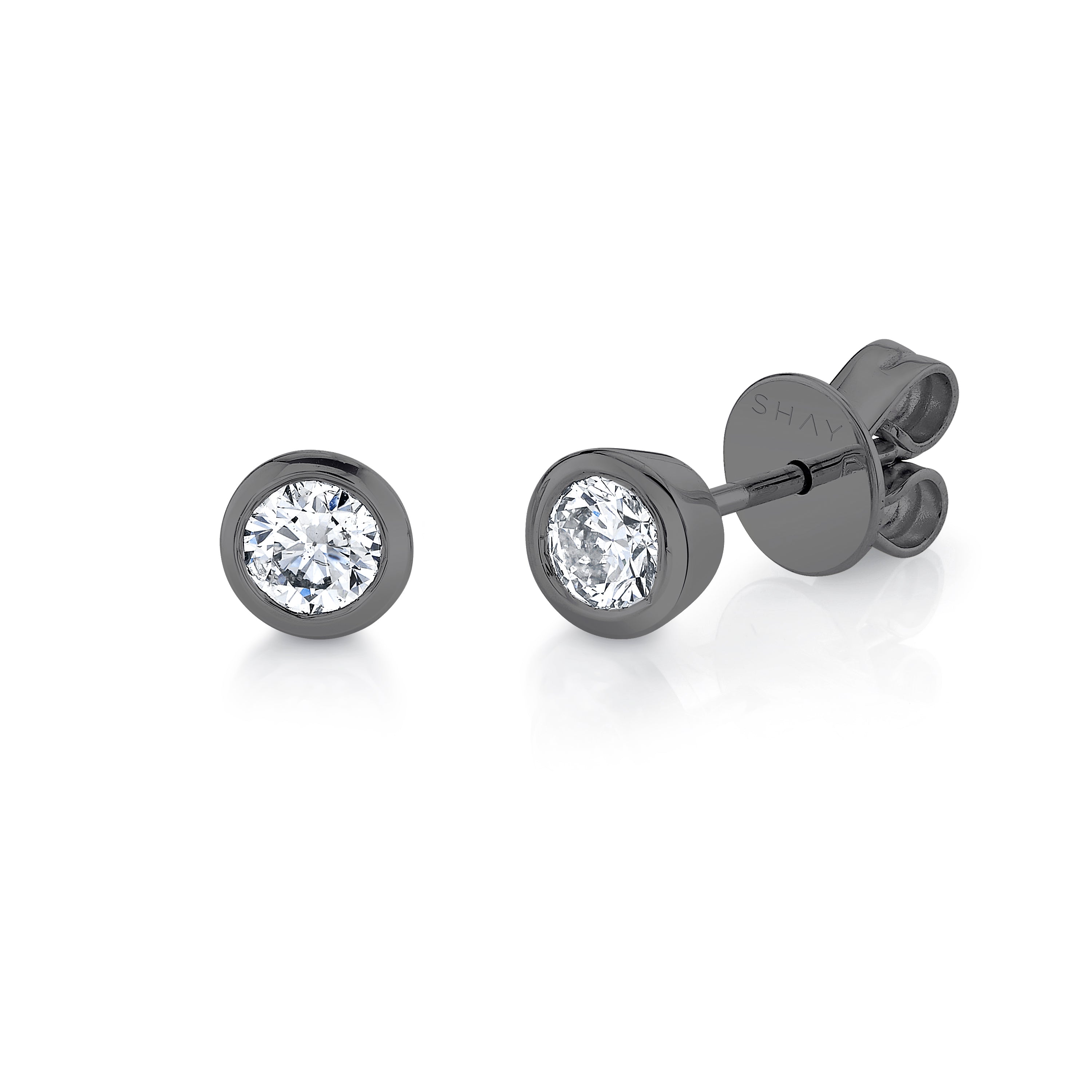 DIAMOND ROUND BEZEL STUDS PETITE