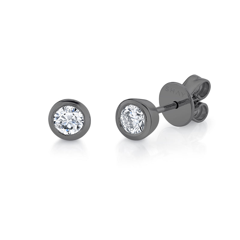 DIAMOND ROUND BEZEL STUDS PETITE
