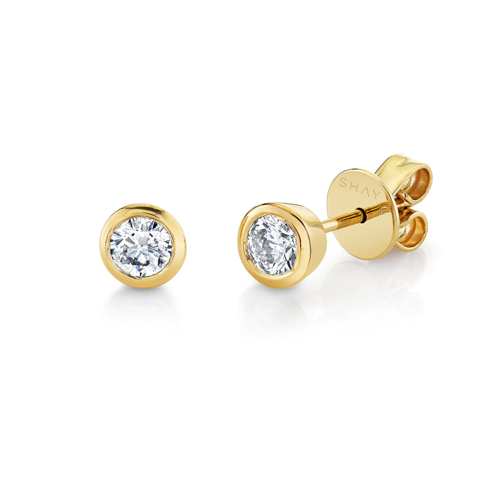 DIAMOND ROUND BEZEL STUDS PETITE
