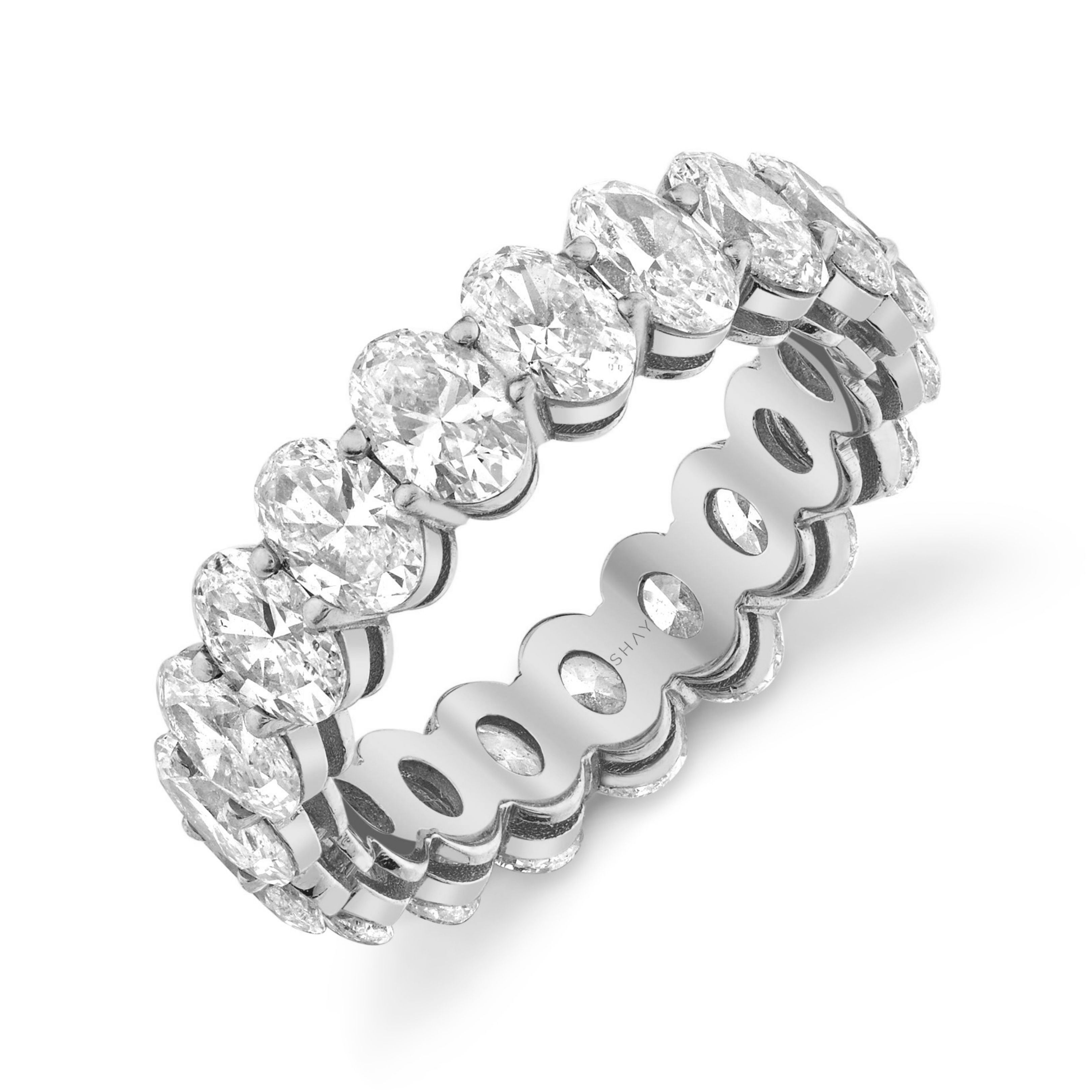 DIAMOND OVAL ETERNITY BAND PETITE