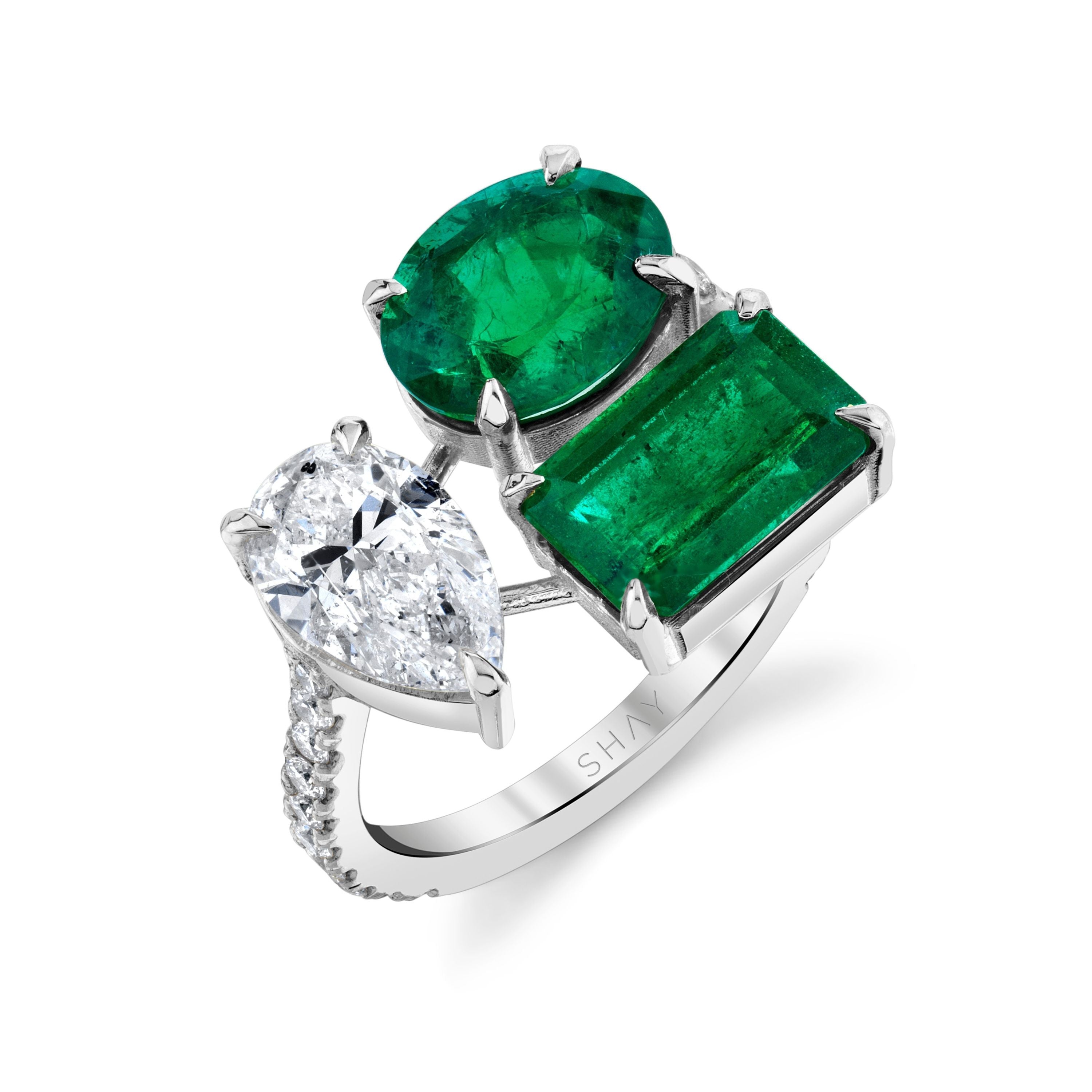 EMERALD & DIAMOND TRIPLE THREAT RING
