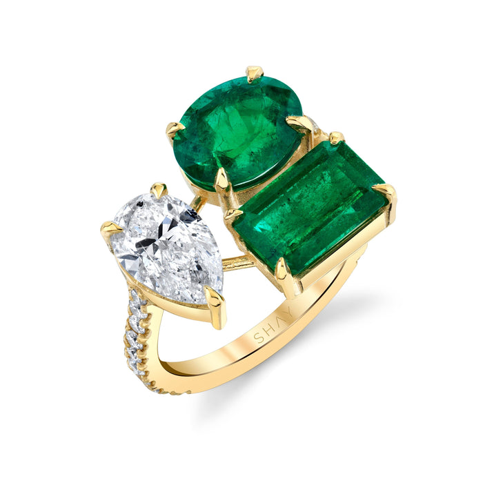 EMERALD & DIAMOND TRIPLE THREAT RING