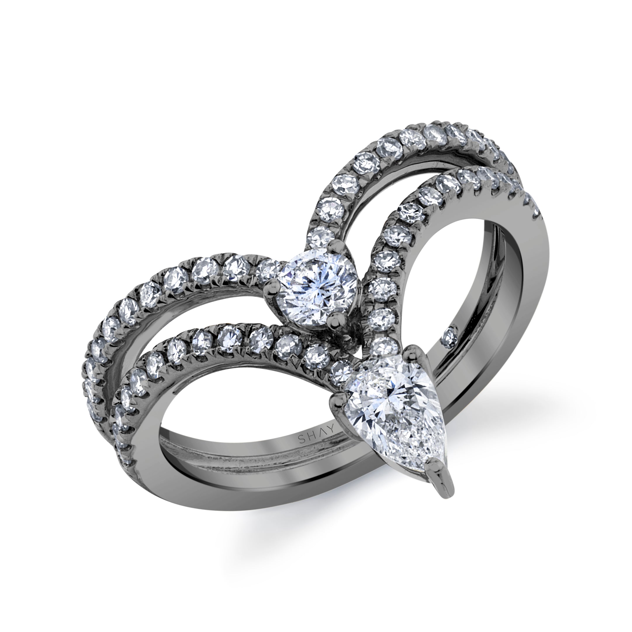 DIAMOND STACKED CHEVRON PINKY RING