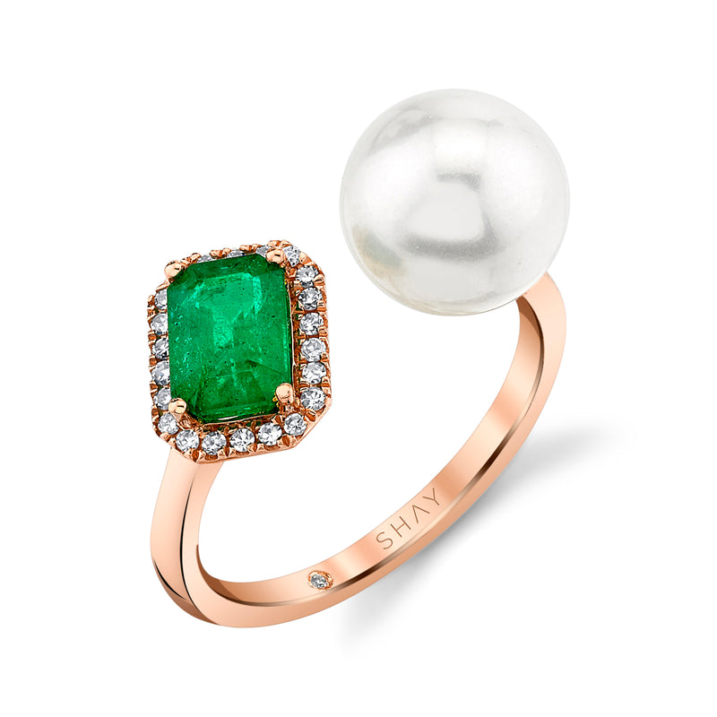 PEARL & EMERALD TILTED HALO TWIN RING