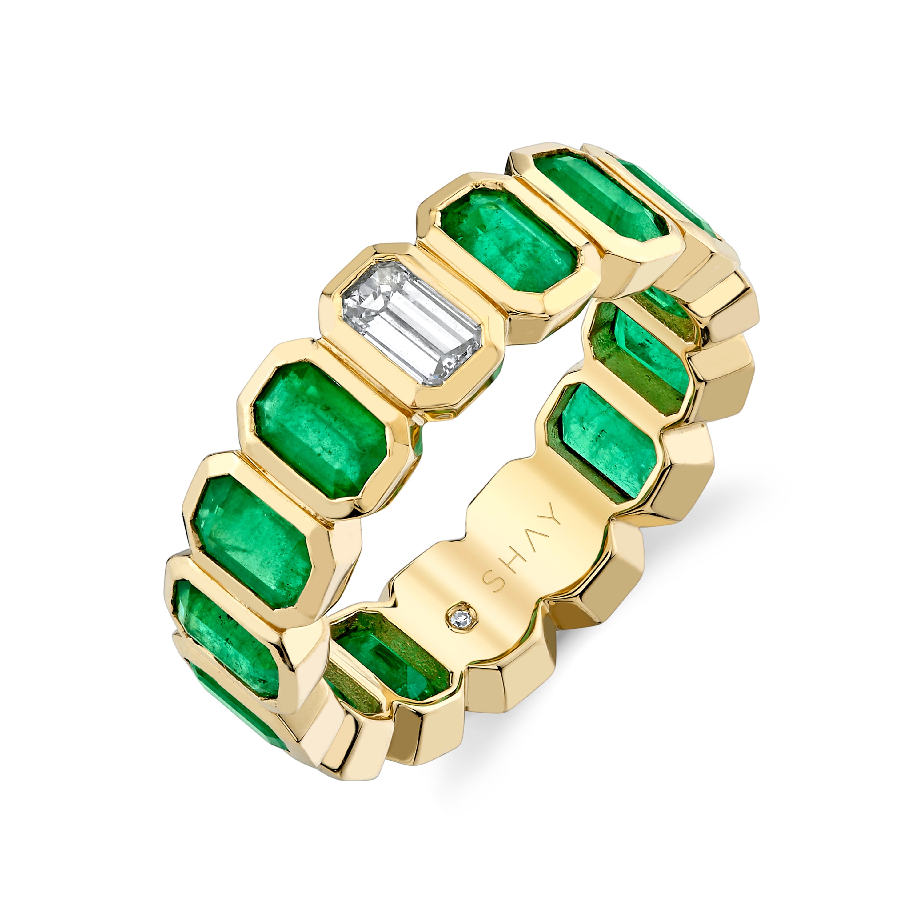 EMERALD & DIAMOND BEZEL BAND
